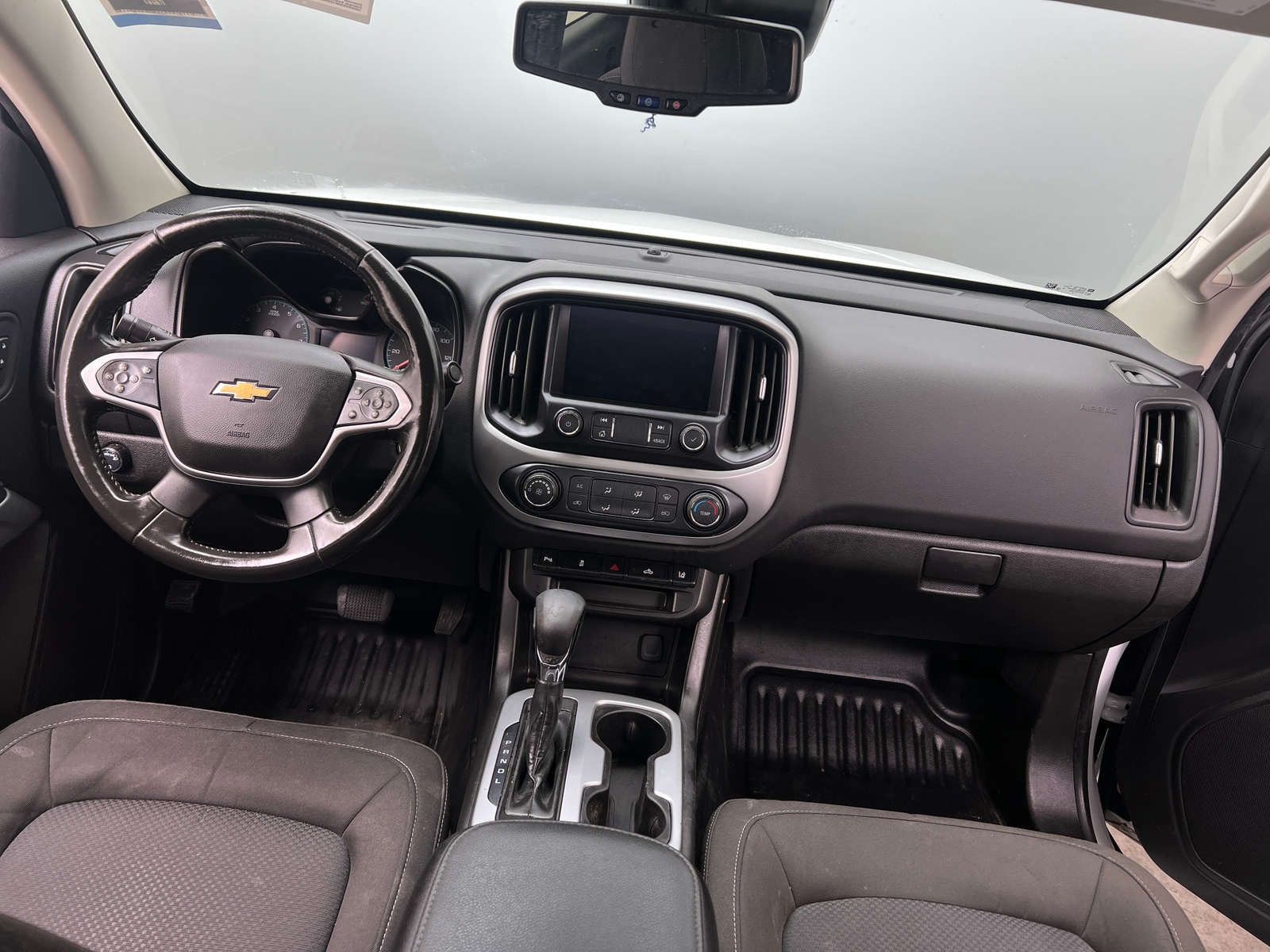 Thumbnail: 2022 Chevrolet Colorado - 3