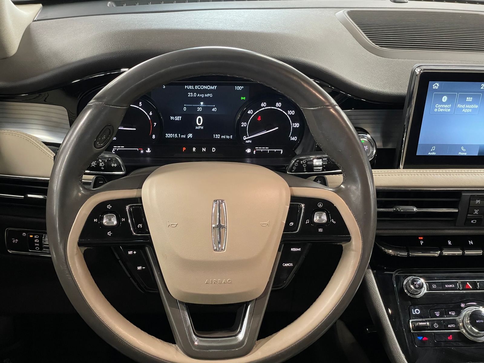 Thumbnail: 2020 Lincoln Corsair - 4