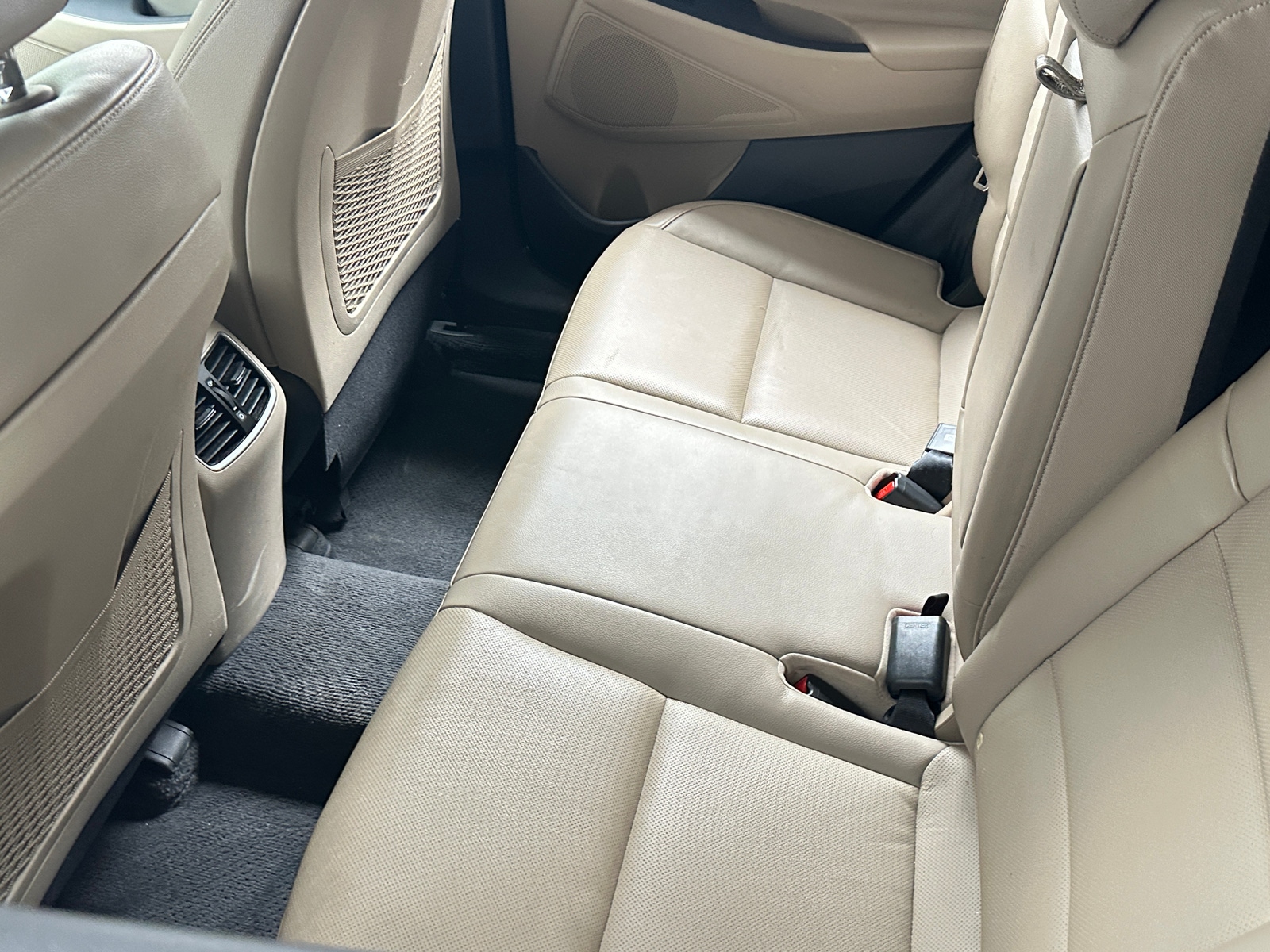 Thumbnail: 2016 Hyundai Tucson - 5