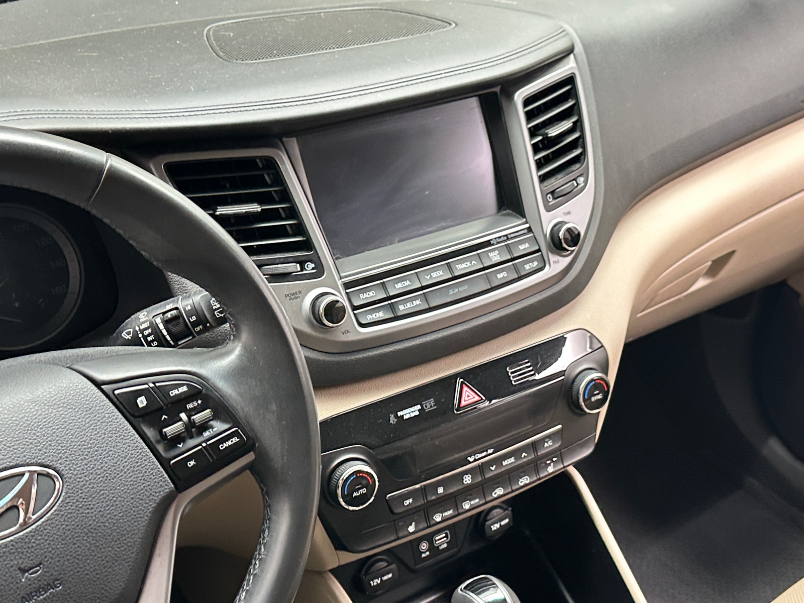 Thumbnail: 2016 Hyundai Tucson - 2