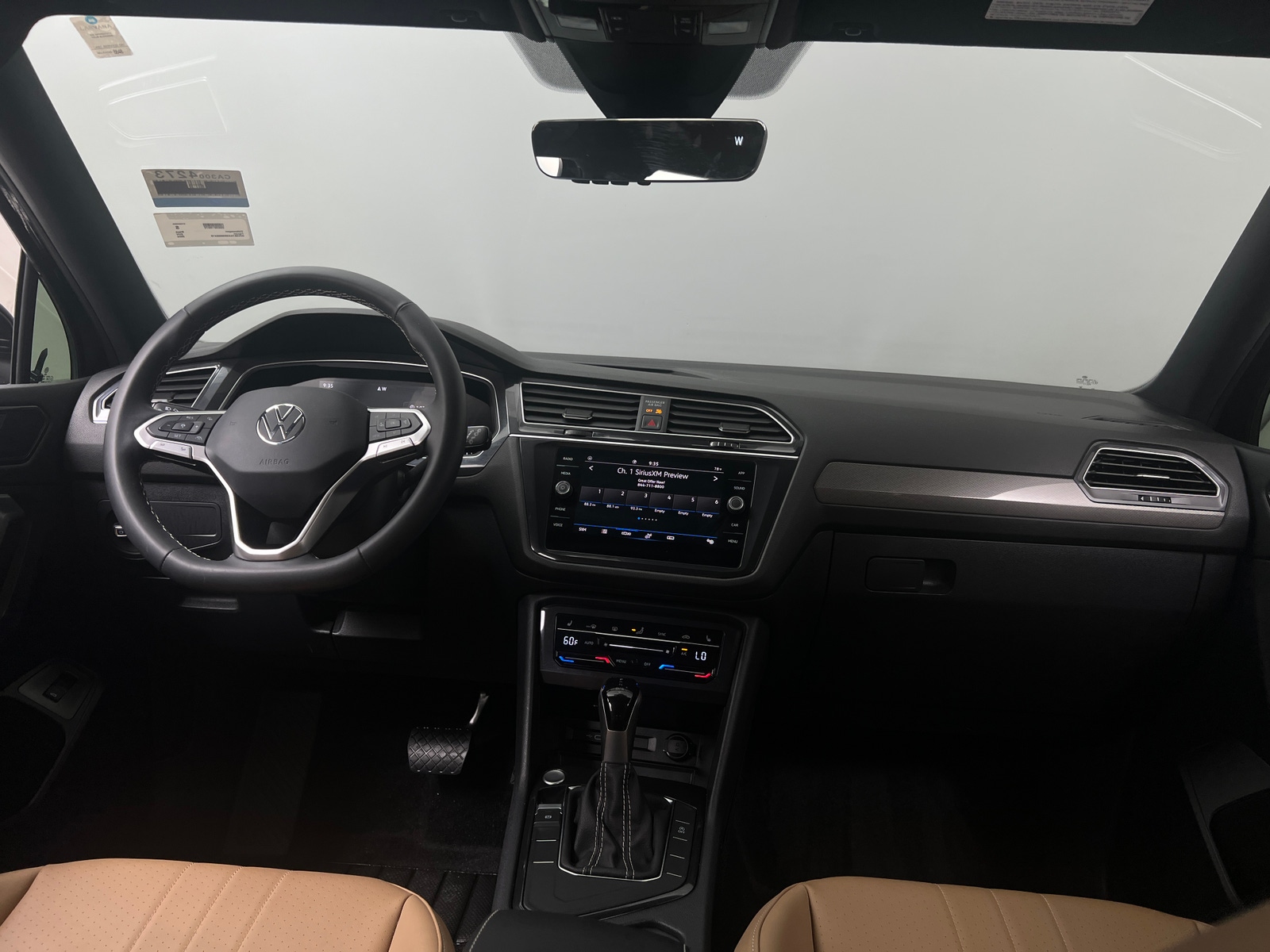 Thumbnail: 2024 Volkswagen Tiguan - 2