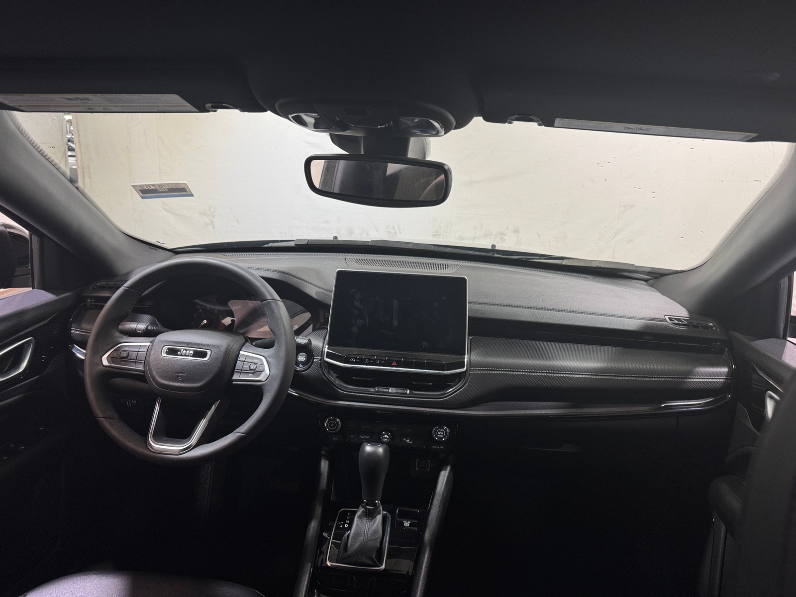 Thumbnail: 2022 Jeep Compass - 3