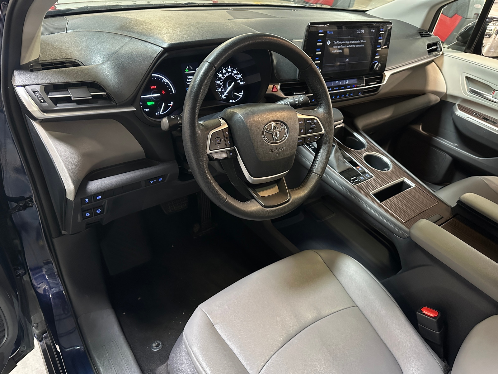 Thumbnail: 2021 Toyota Sienna - 2