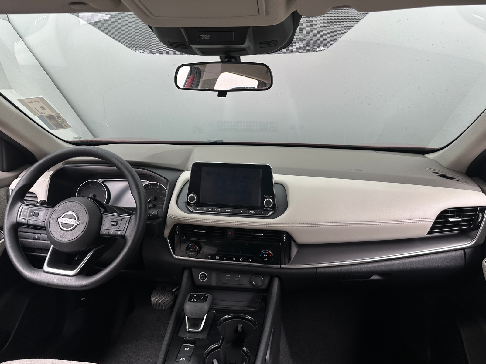 Thumbnail: 2022 Nissan Rogue - 3