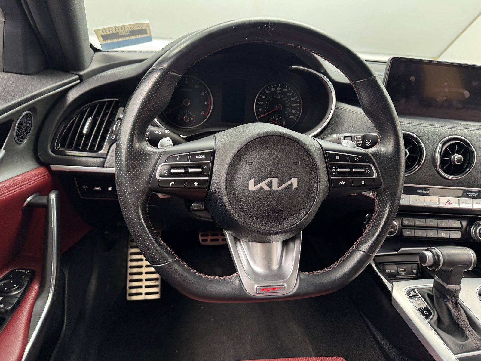 Thumbnail: 2022 Kia Stinger - 4