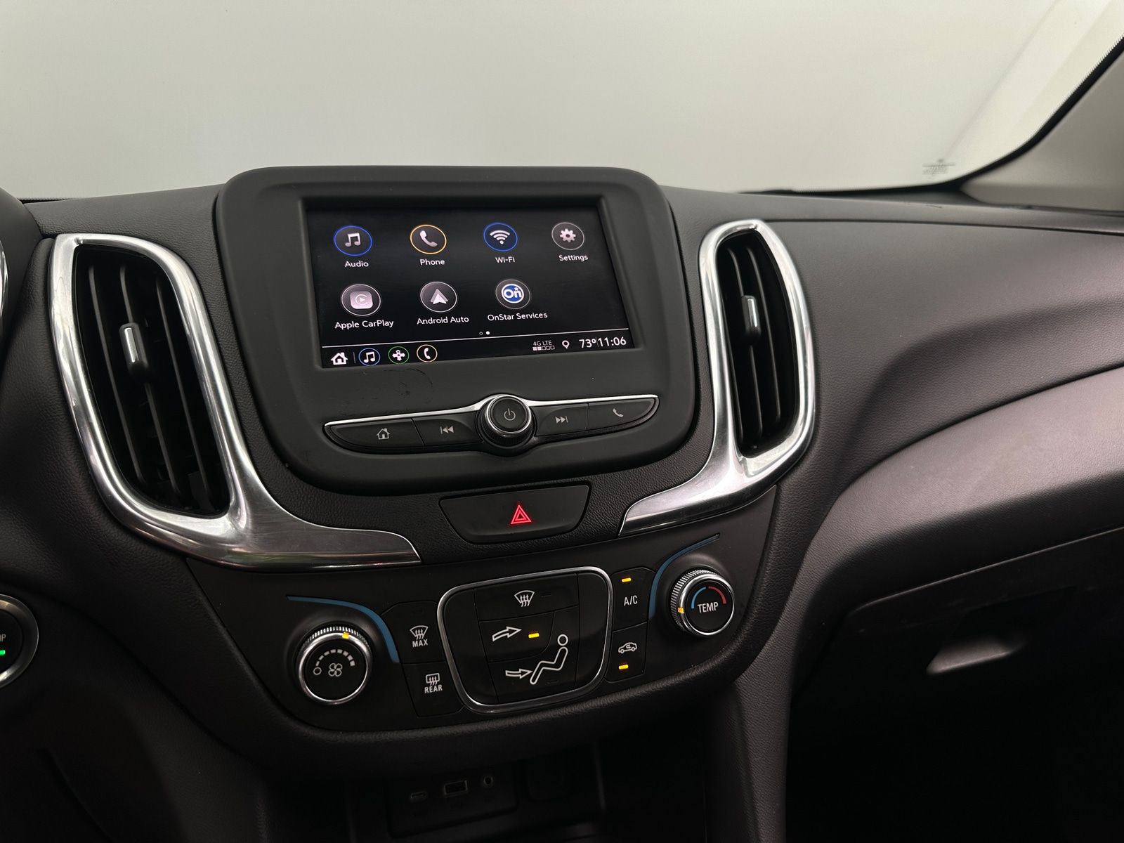 Thumbnail: 2020 Chevrolet Equinox - 4