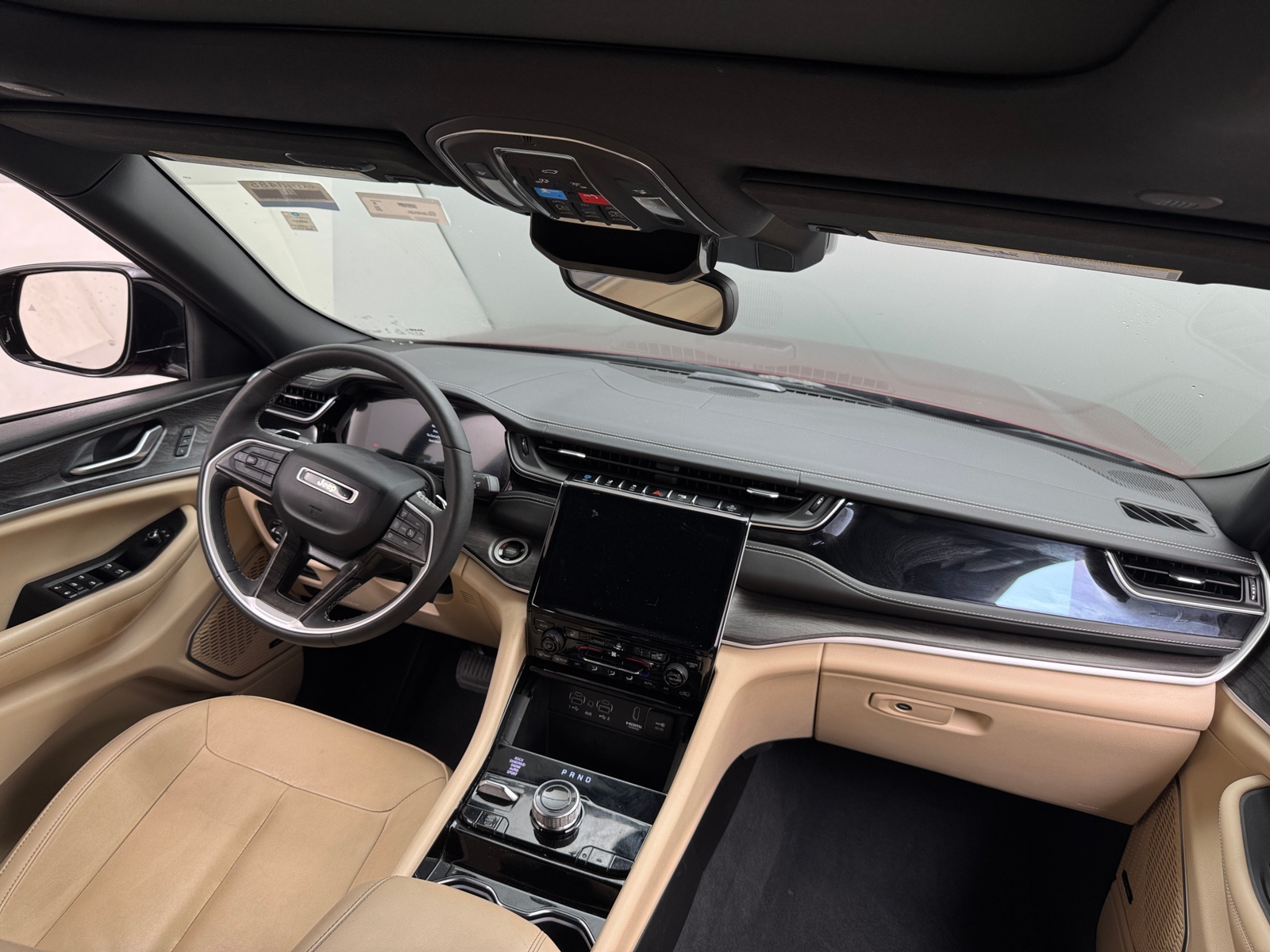 Thumbnail: 2022 Jeep Grand Cherokee - 3
