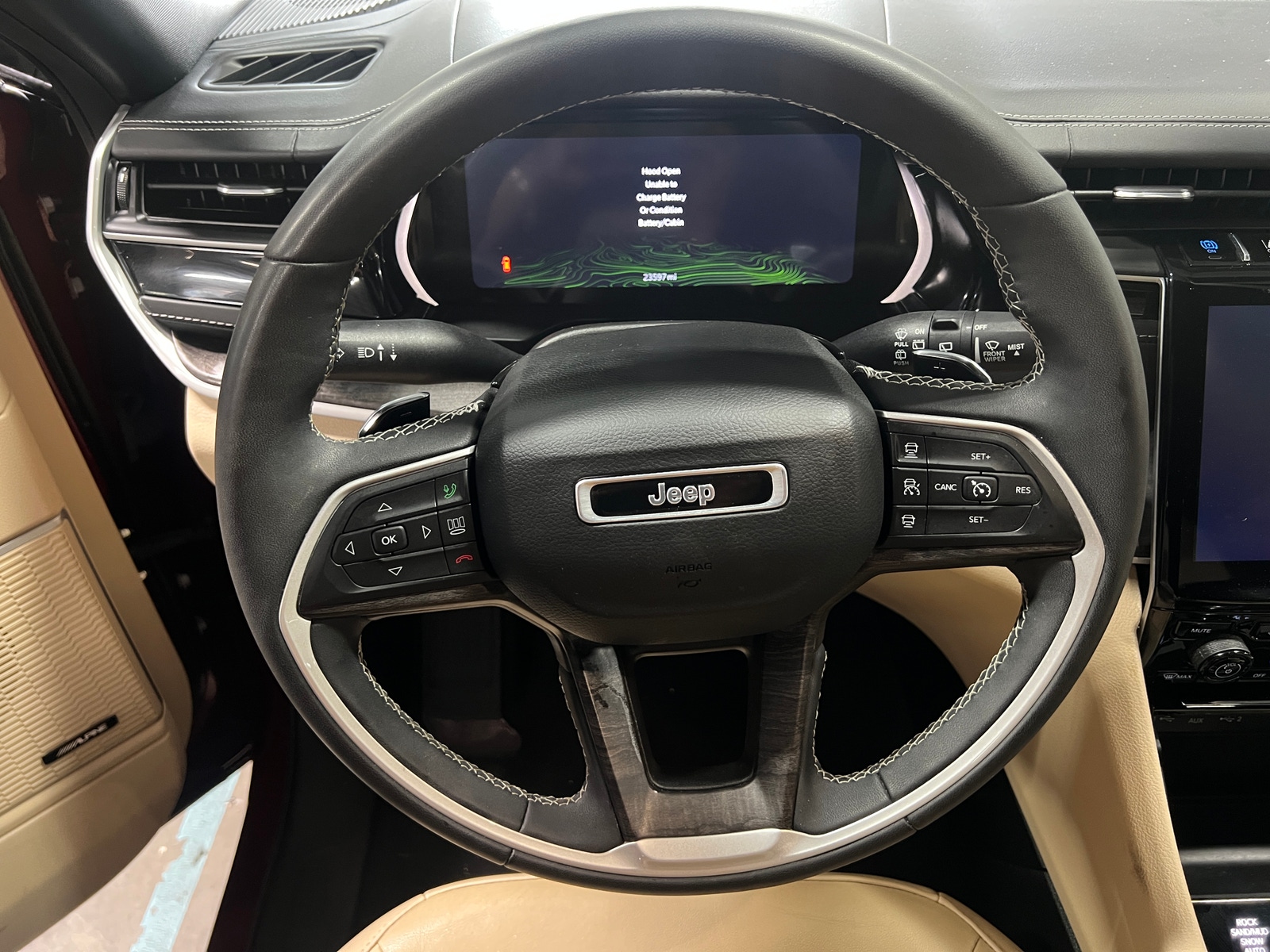 Thumbnail: 2022 Jeep Grand Cherokee - 5