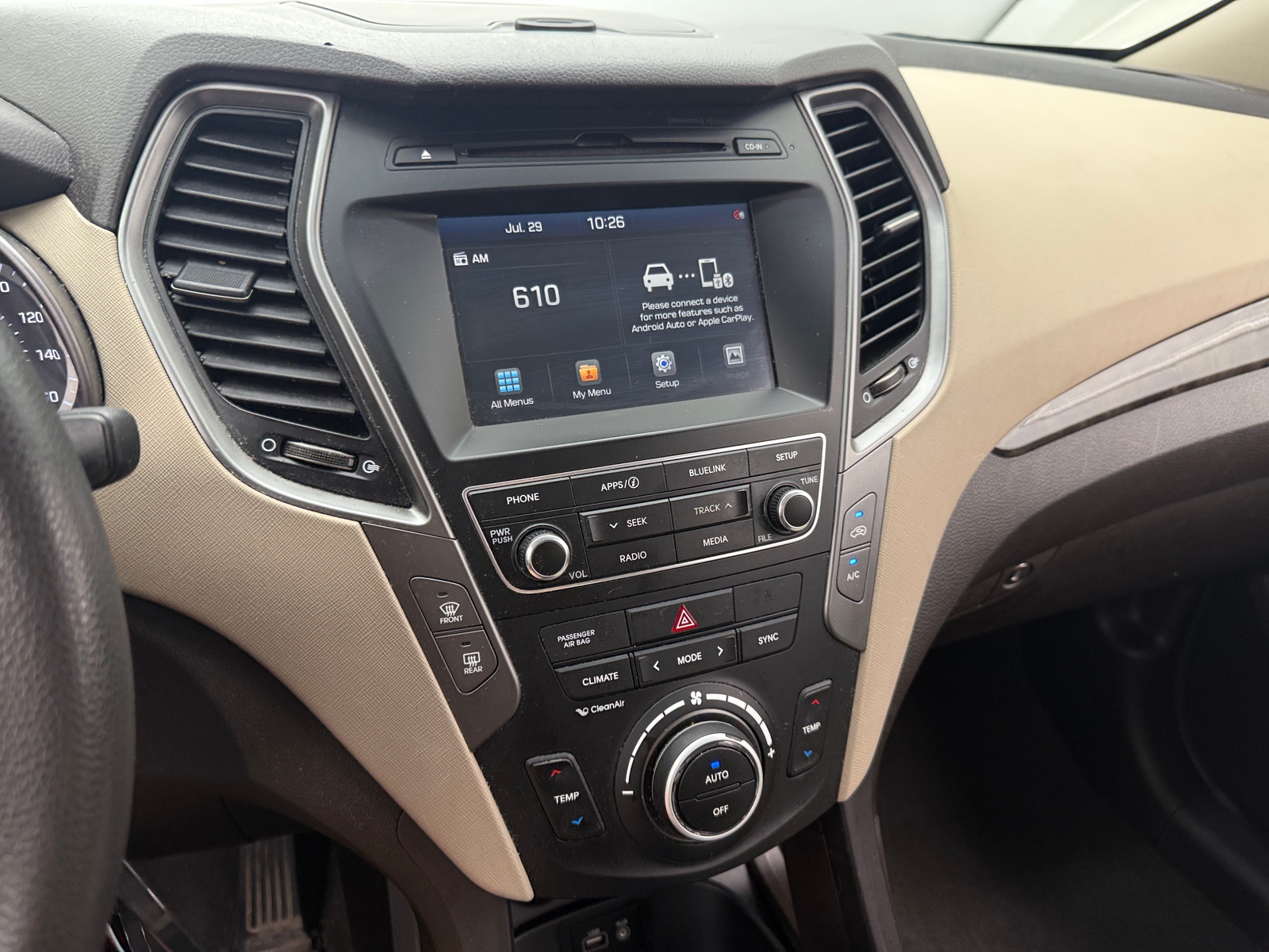 Thumbnail: 2017 Hyundai Santa Fe - 4