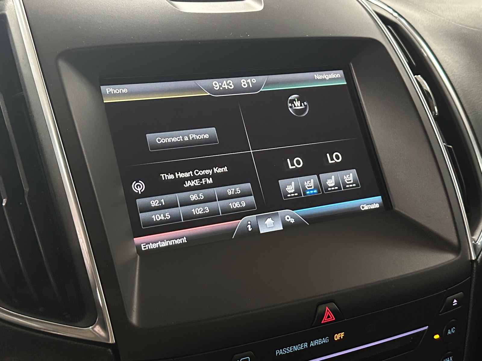 Thumbnail: 2015 Ford Edge - 3