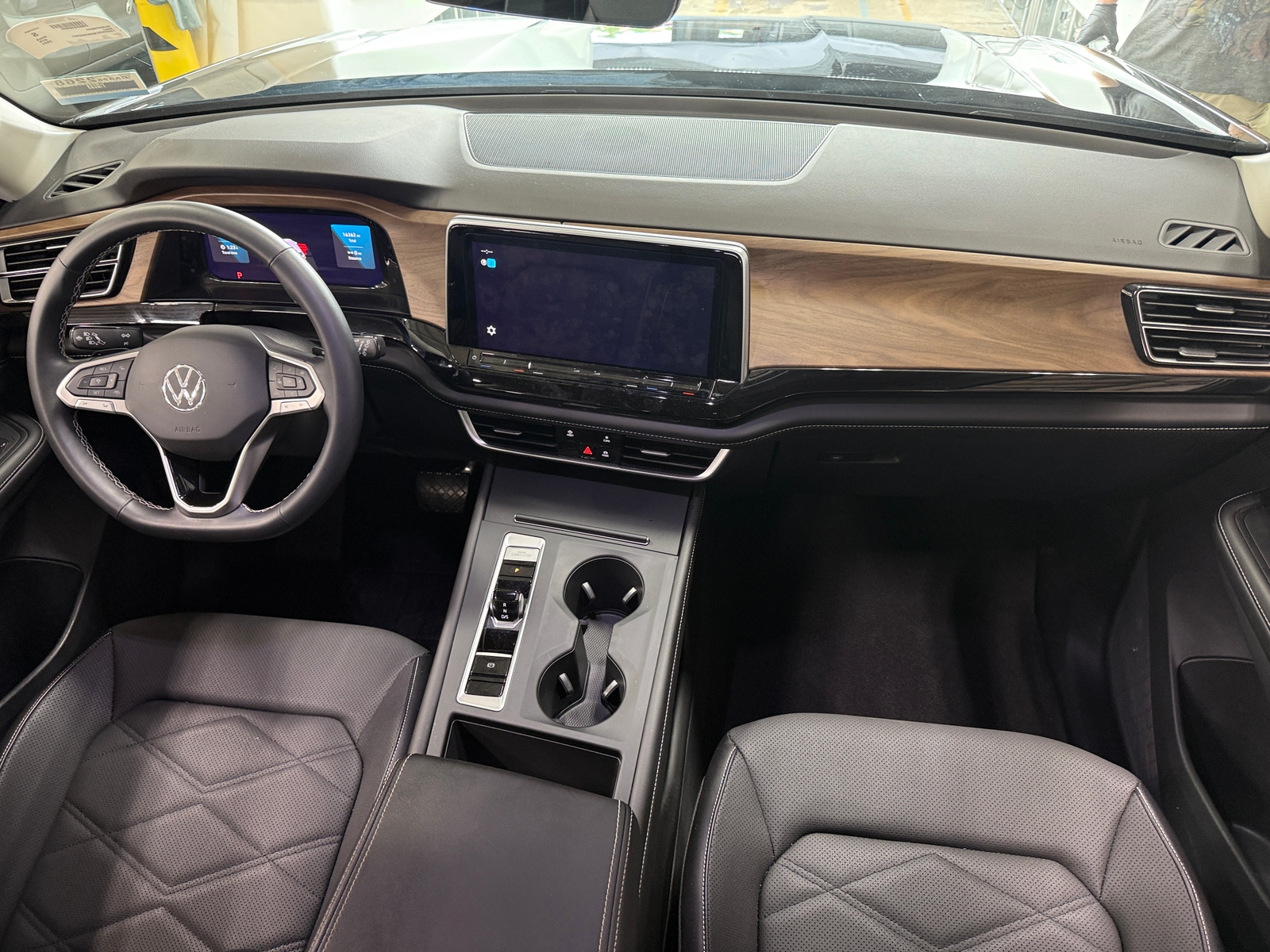 Thumbnail: 2024 Volkswagen Atlas - 2