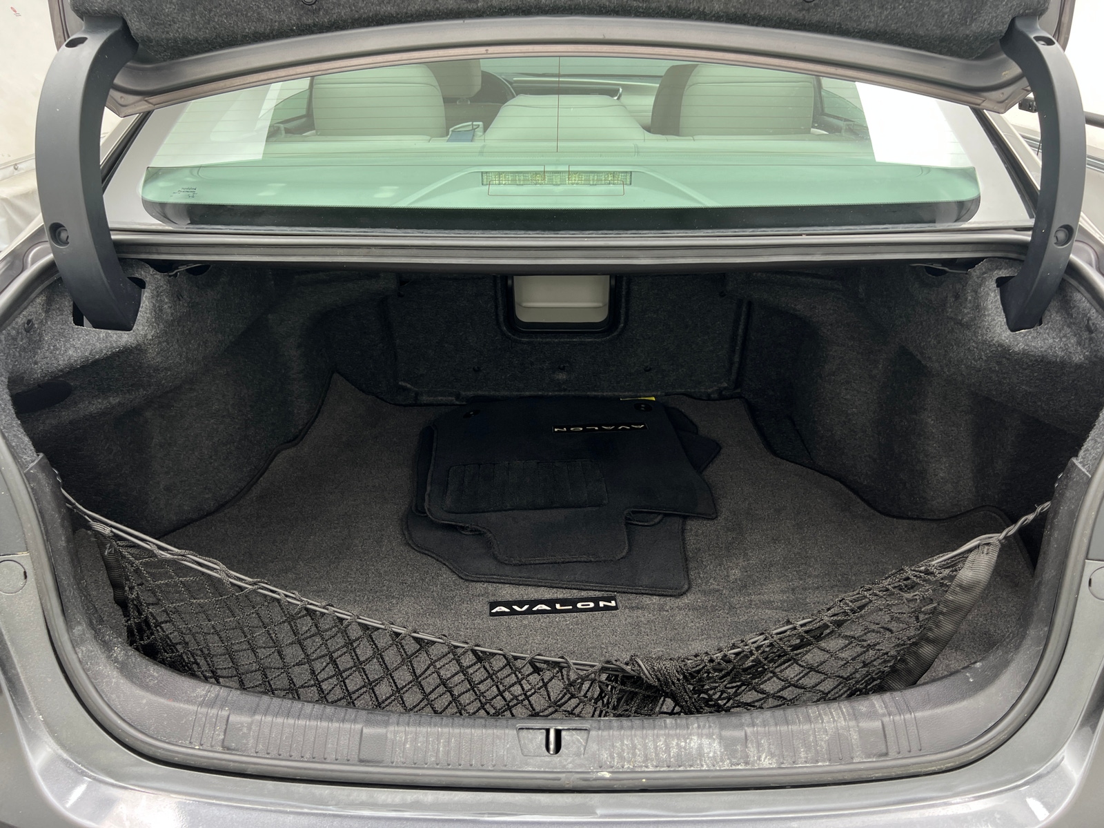 Thumbnail: 2013 Toyota Avalon - 6