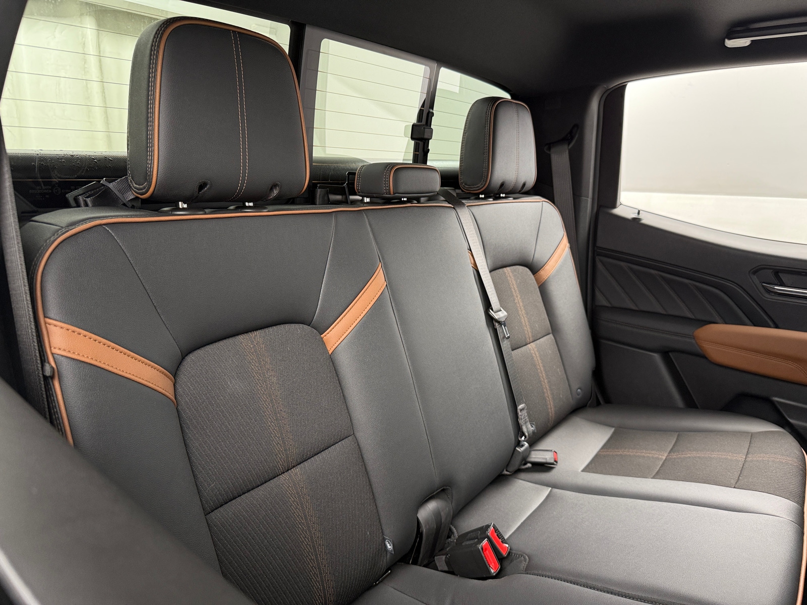 Thumbnail: 2024 GMC Canyon - 6