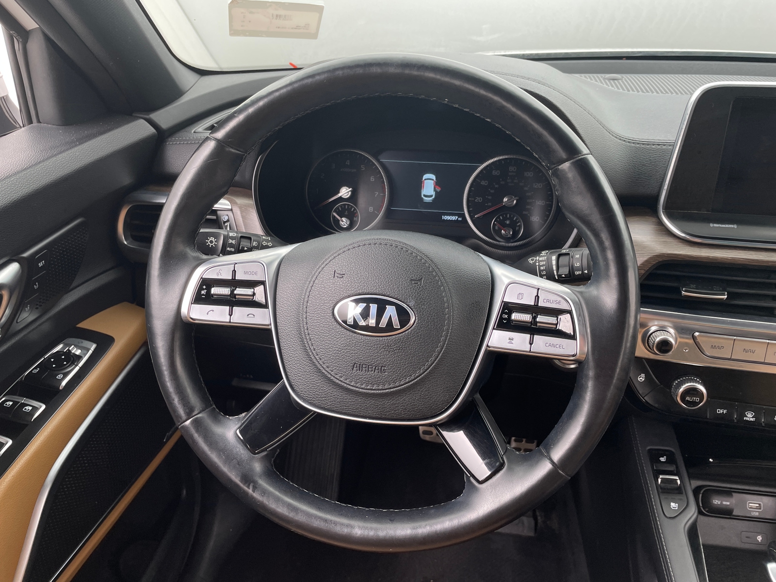 Thumbnail: 2020 Kia Telluride - 4