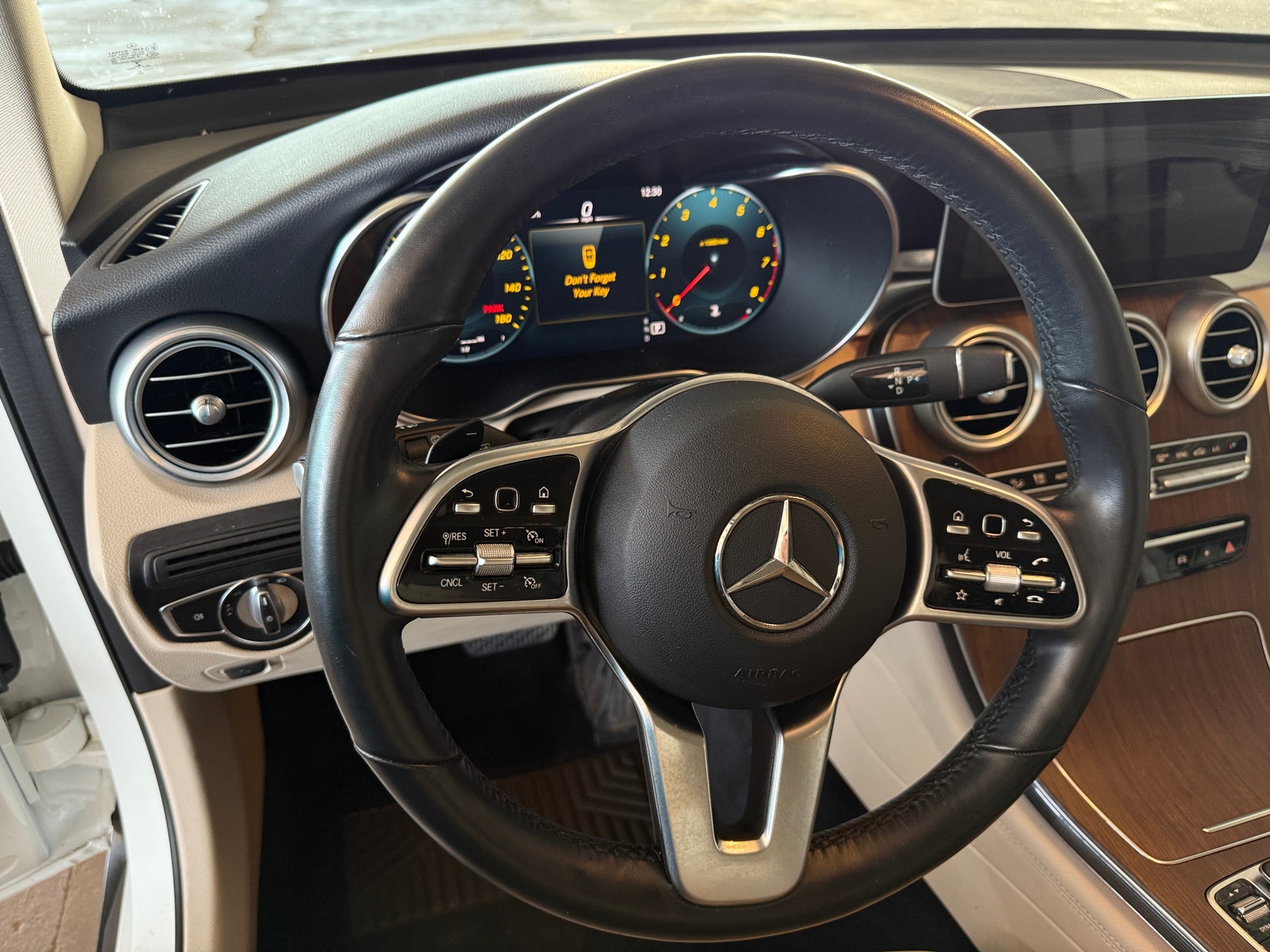 Thumbnail: 2021 Mercedes-Benz GLC - 4