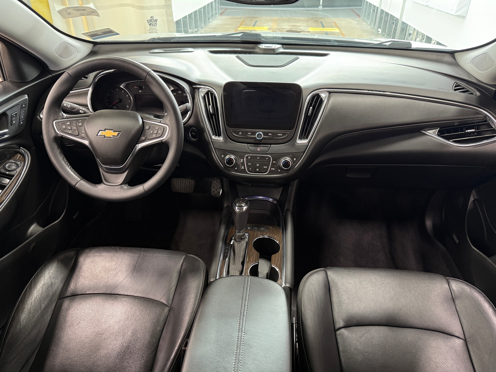 Thumbnail: 2018 Chevrolet Malibu - 2