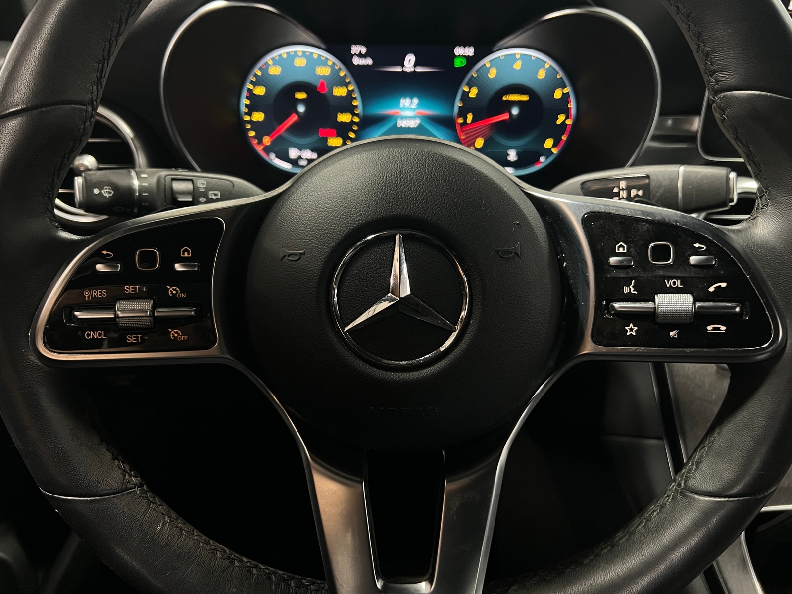 Thumbnail: 2022 Mercedes-Benz GLC - 4