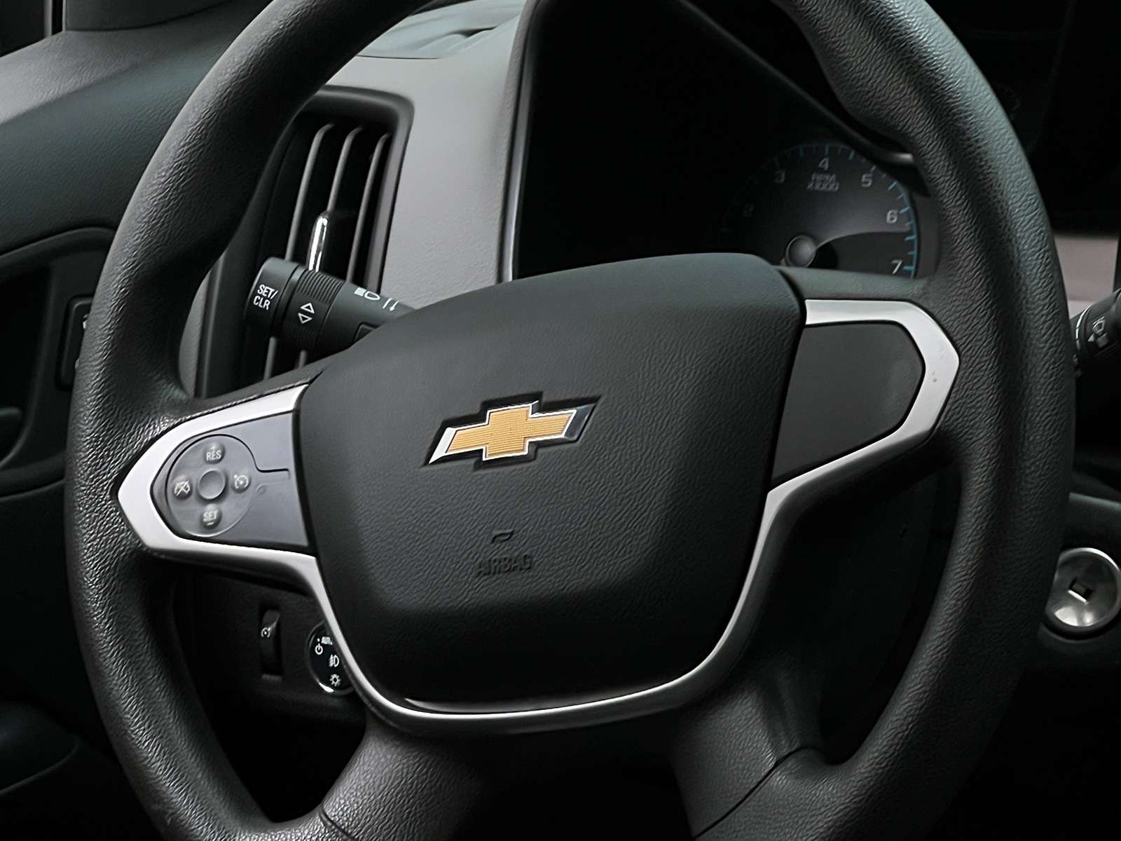 Thumbnail: 2019 Chevrolet Colorado - 5