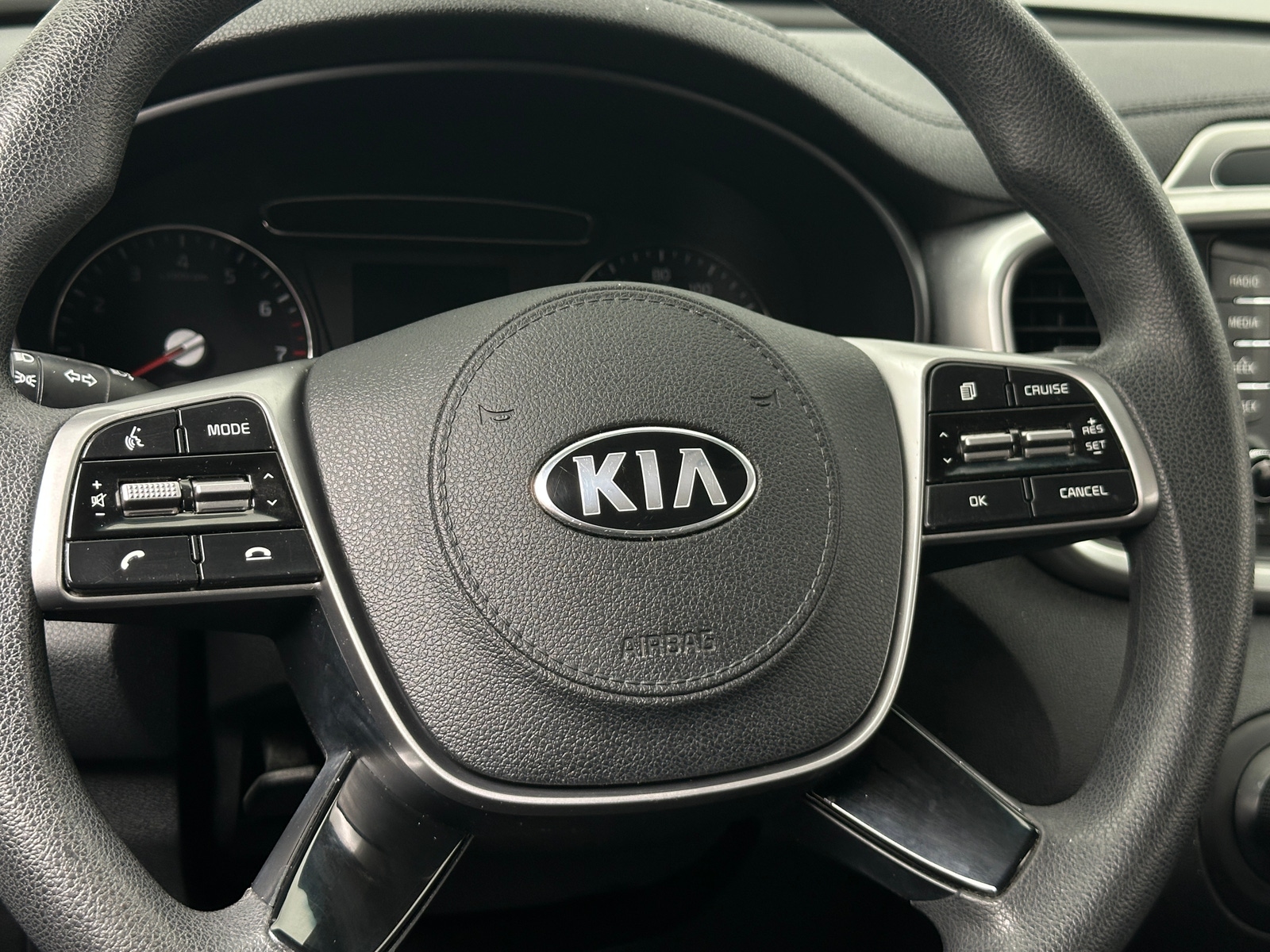 Thumbnail: 2019 Kia Sorento - 5