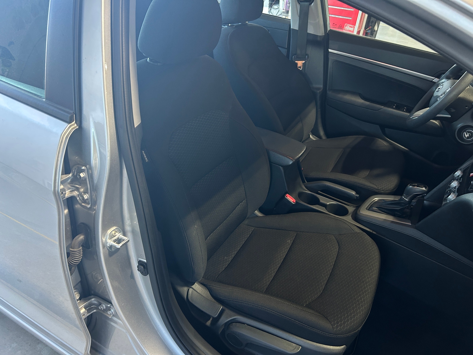 Thumbnail: 2020 Hyundai Elantra - 2