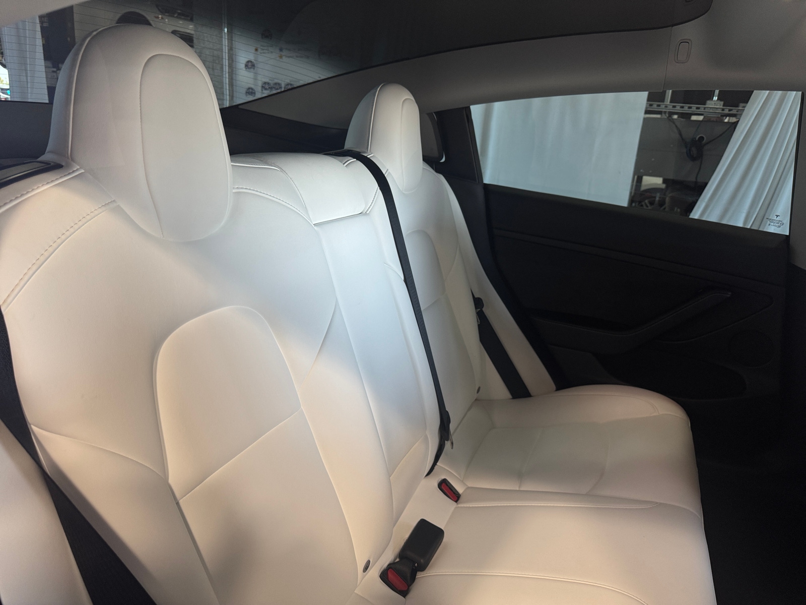 Thumbnail: 2022 Tesla Model 3 - 5