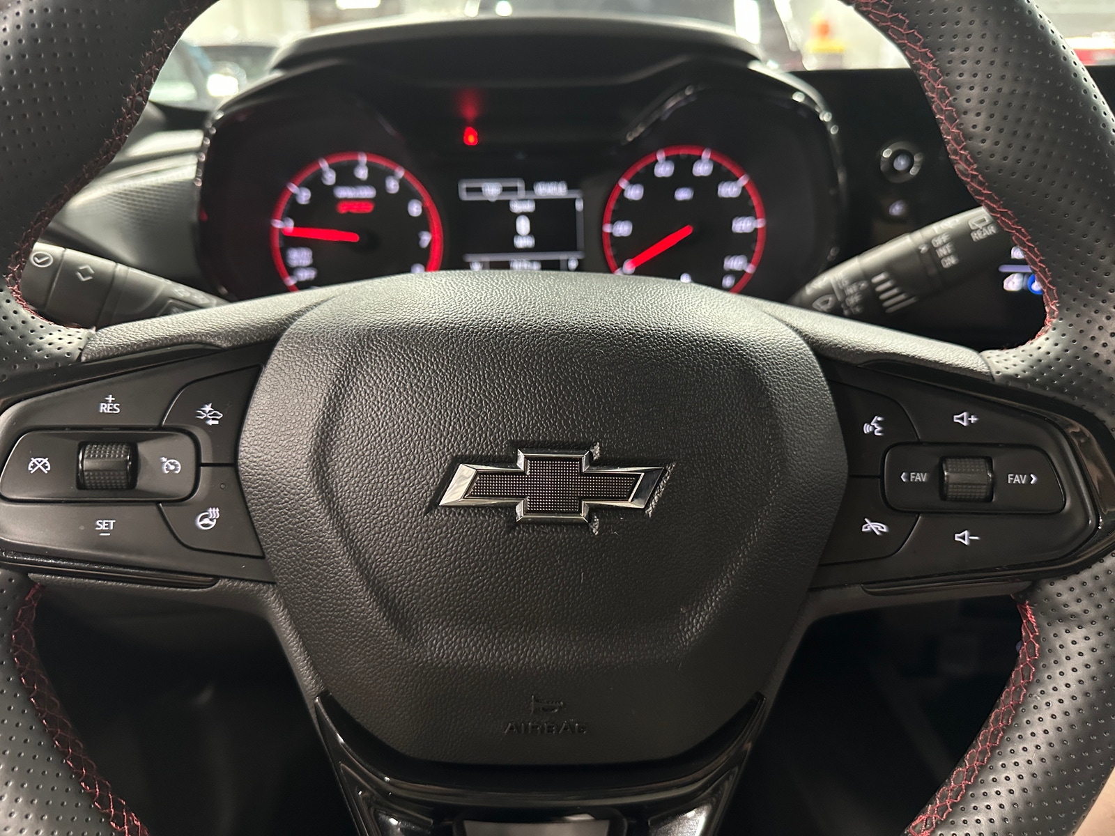 Thumbnail: 2024 Chevrolet Trax - 5