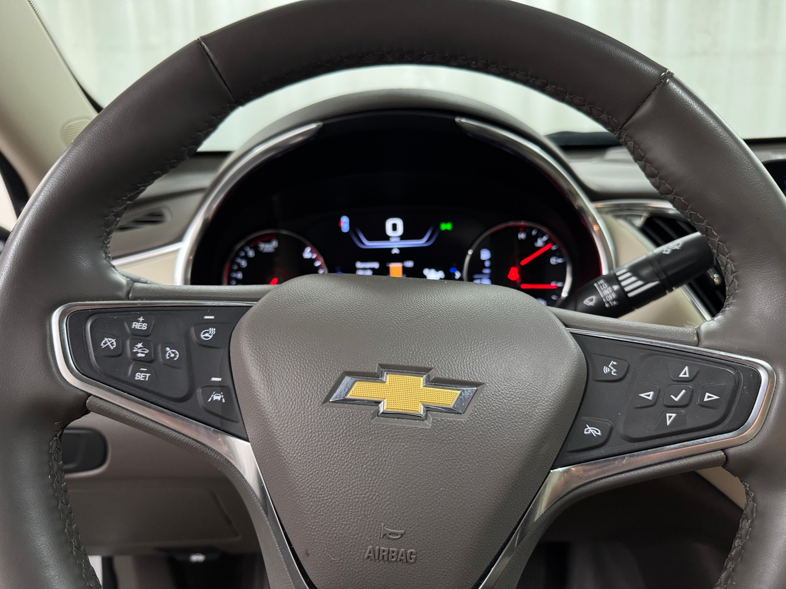 Thumbnail: 2024 Chevrolet Malibu - 4