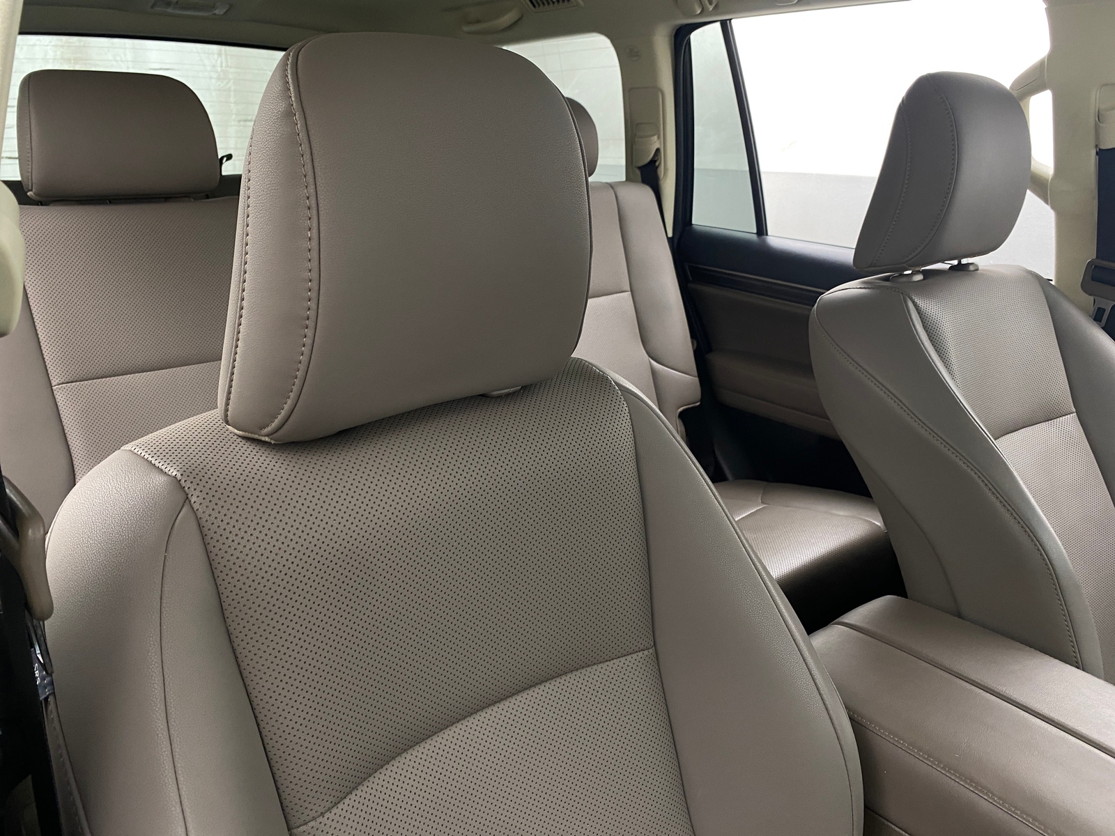 Thumbnail: 2020 Lexus GX - 2
