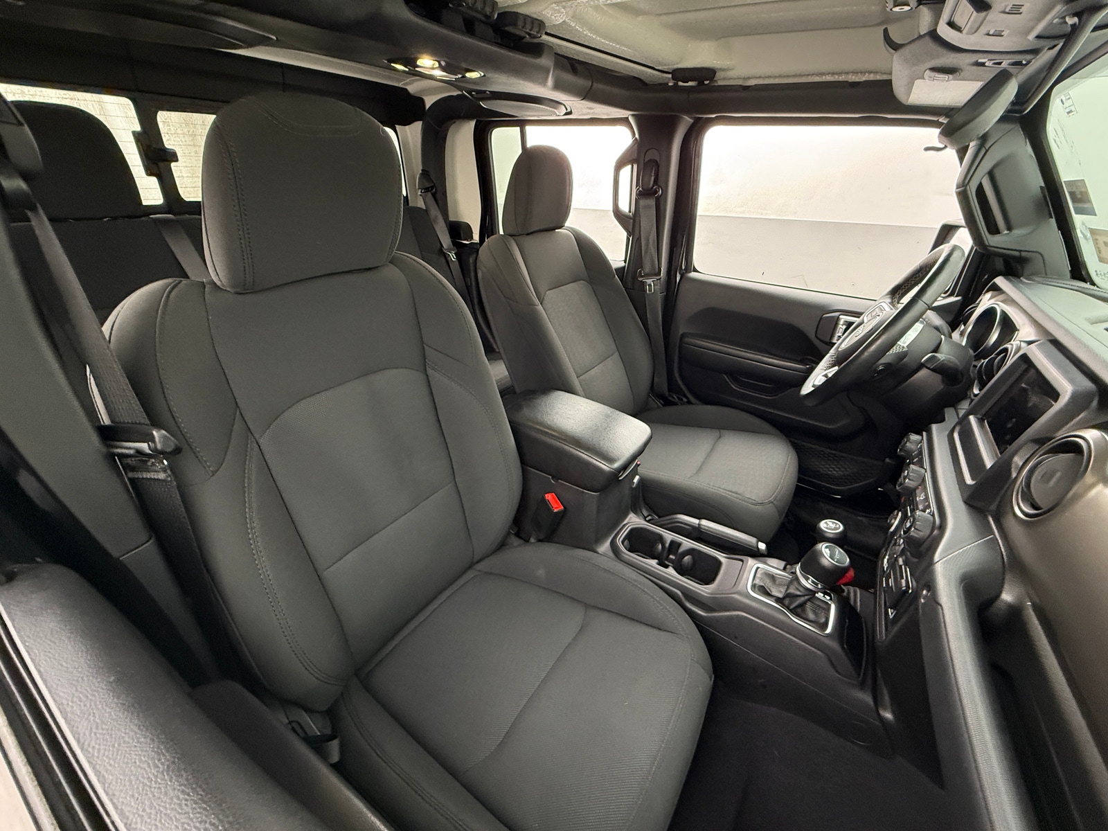 Thumbnail: 2020 Jeep Gladiator - 2