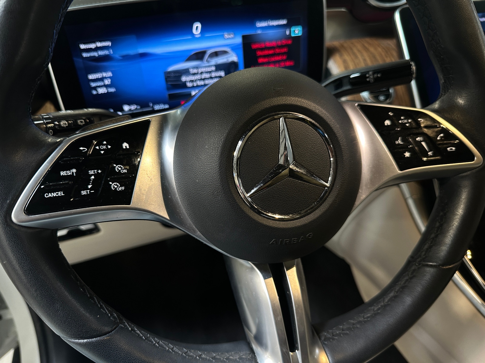 Thumbnail: 2023 Mercedes-Benz GLC - 4