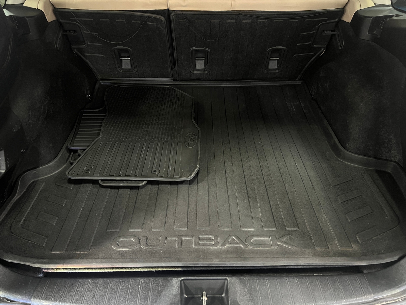 Thumbnail: 2016 Subaru Outback - 6