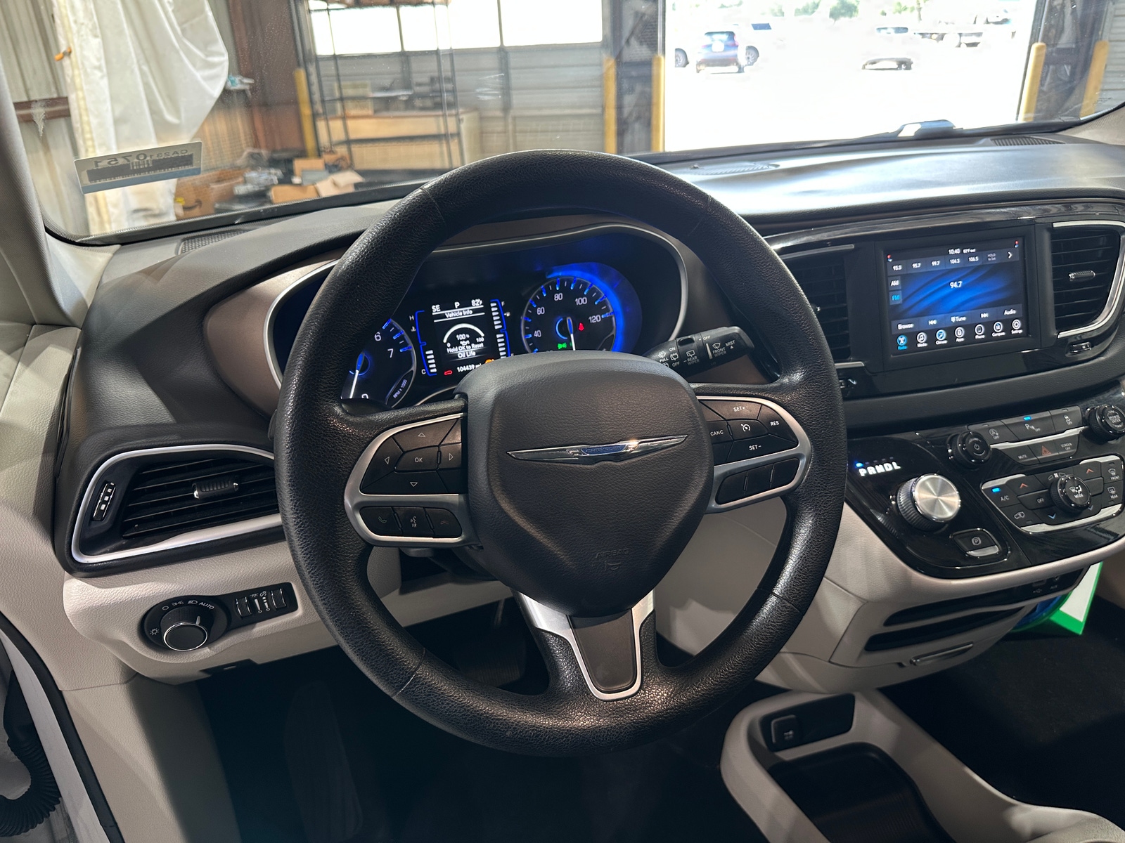 Thumbnail: 2019 Chrysler Pacifica - 5