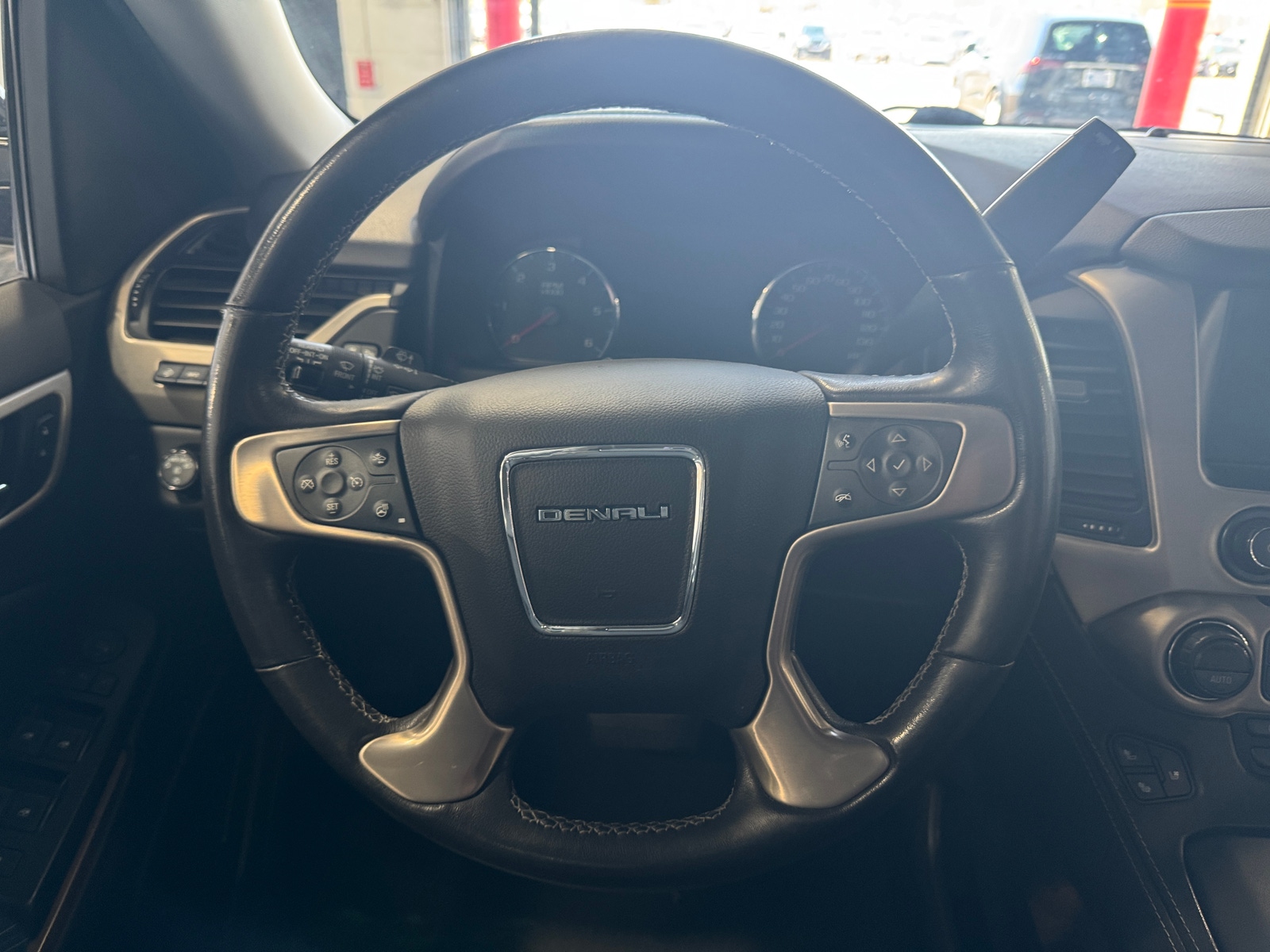 Thumbnail: 2020 GMC Yukon XL - 4