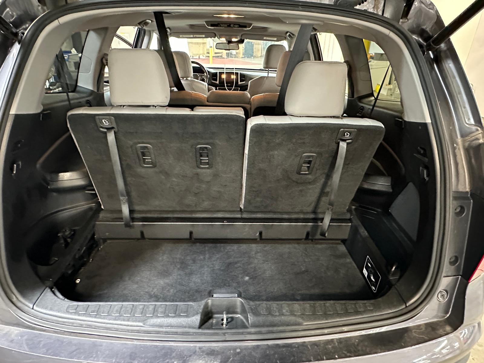 Thumbnail: 2018 Honda Pilot - 6