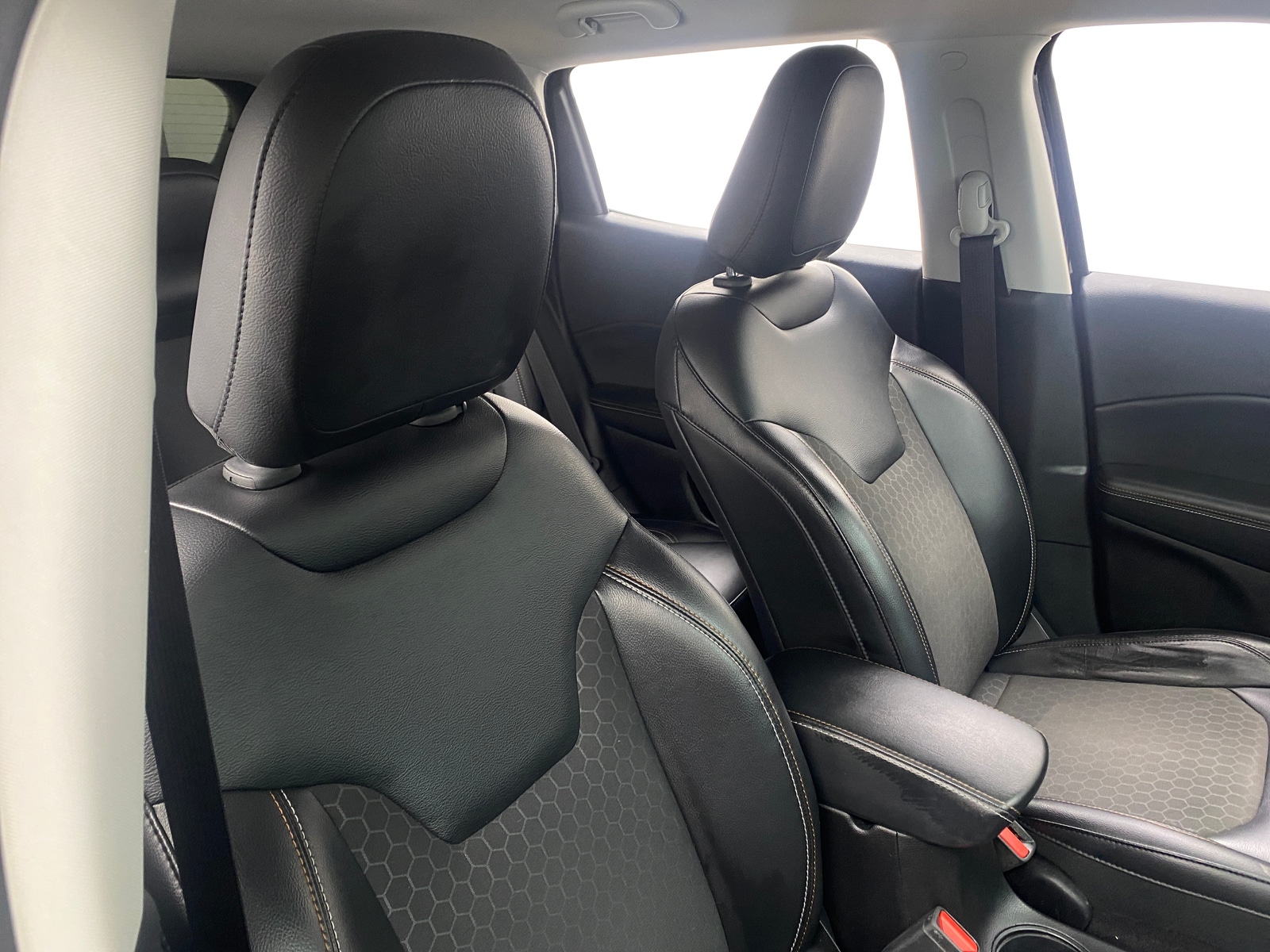Thumbnail: 2018 Jeep Compass - 2