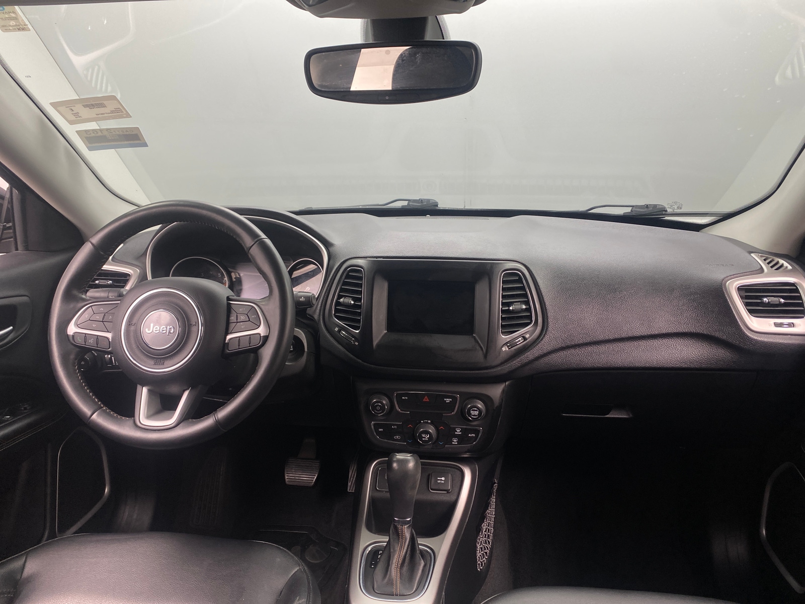 Thumbnail: 2018 Jeep Compass - 3