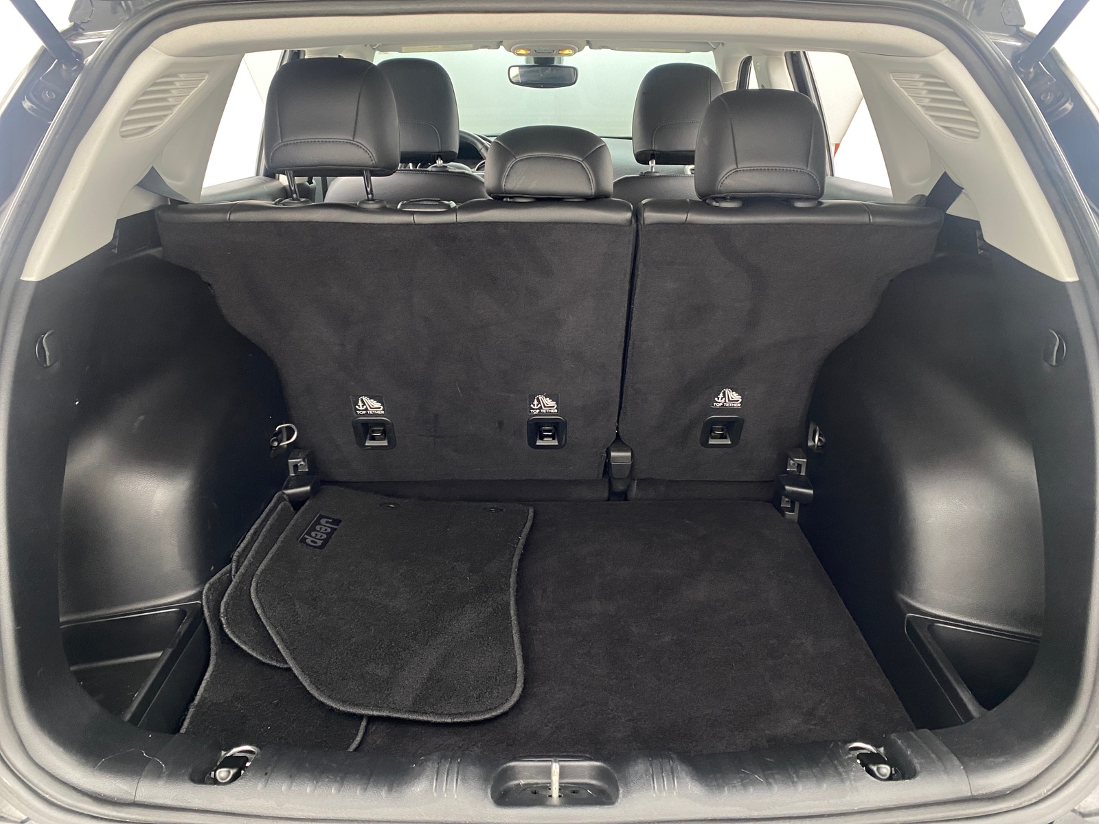 Thumbnail: 2018 Jeep Compass - 7