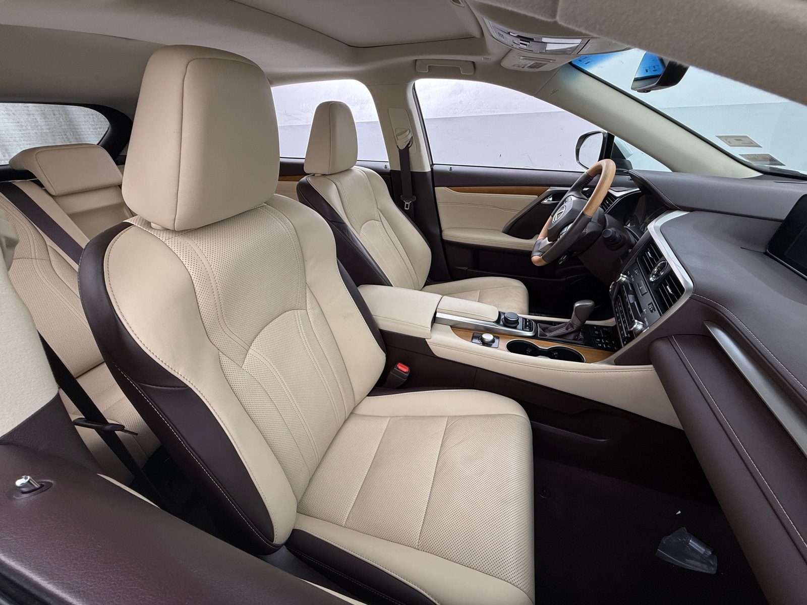 Thumbnail: 2018 Lexus RX - 2