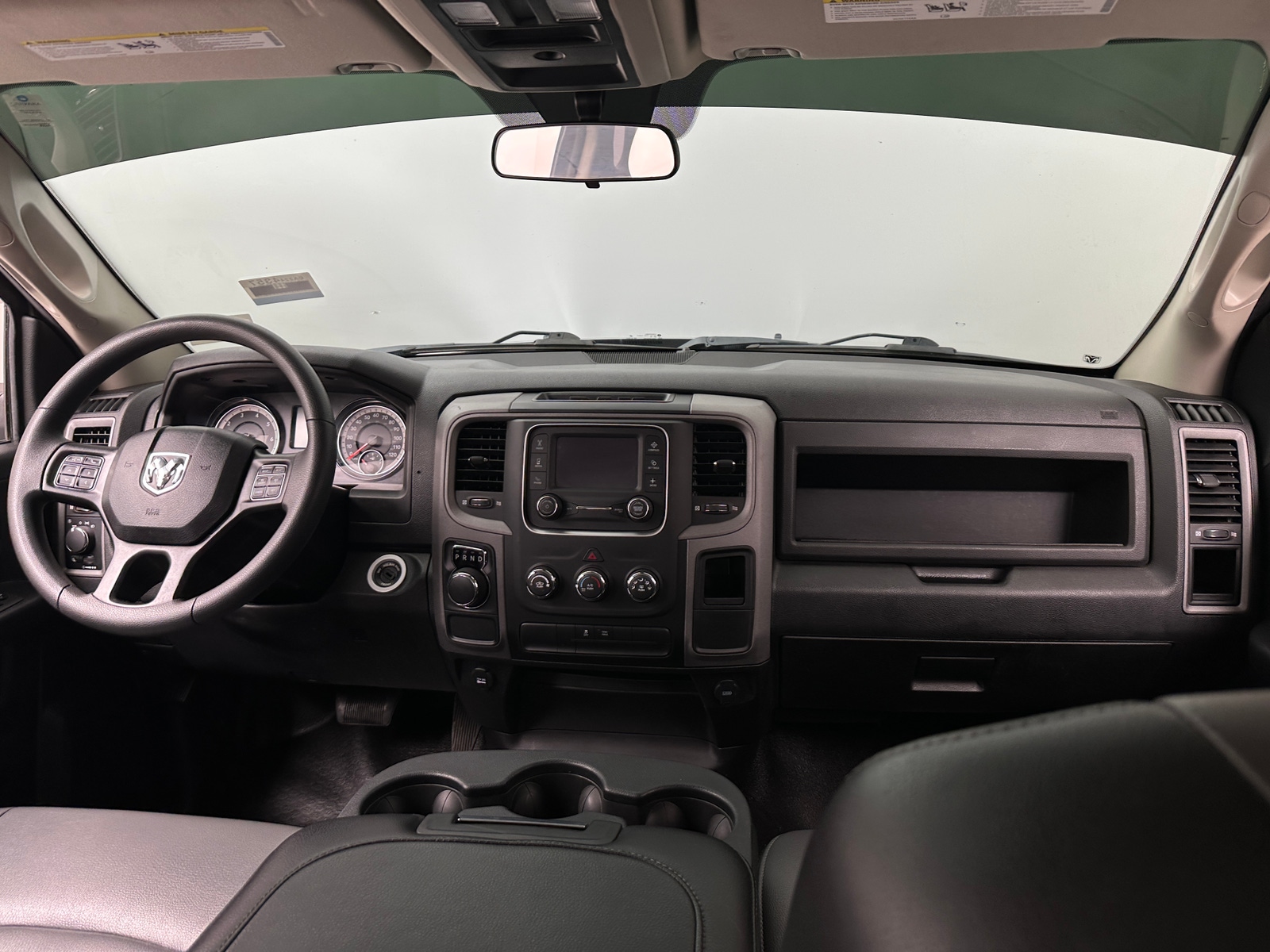 Thumbnail: 2021 RAM 1500 Classic - 3