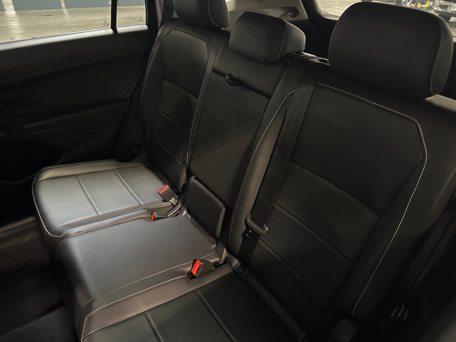 Thumbnail: 2021 Volkswagen Tiguan - 5