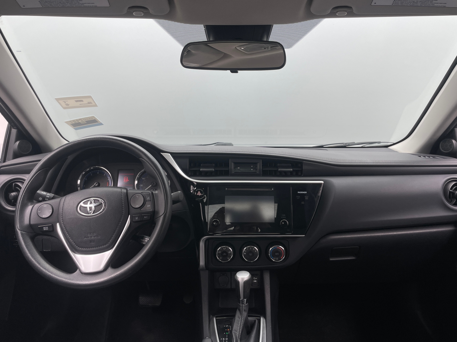 Thumbnail: 2017 Toyota Corolla - 3