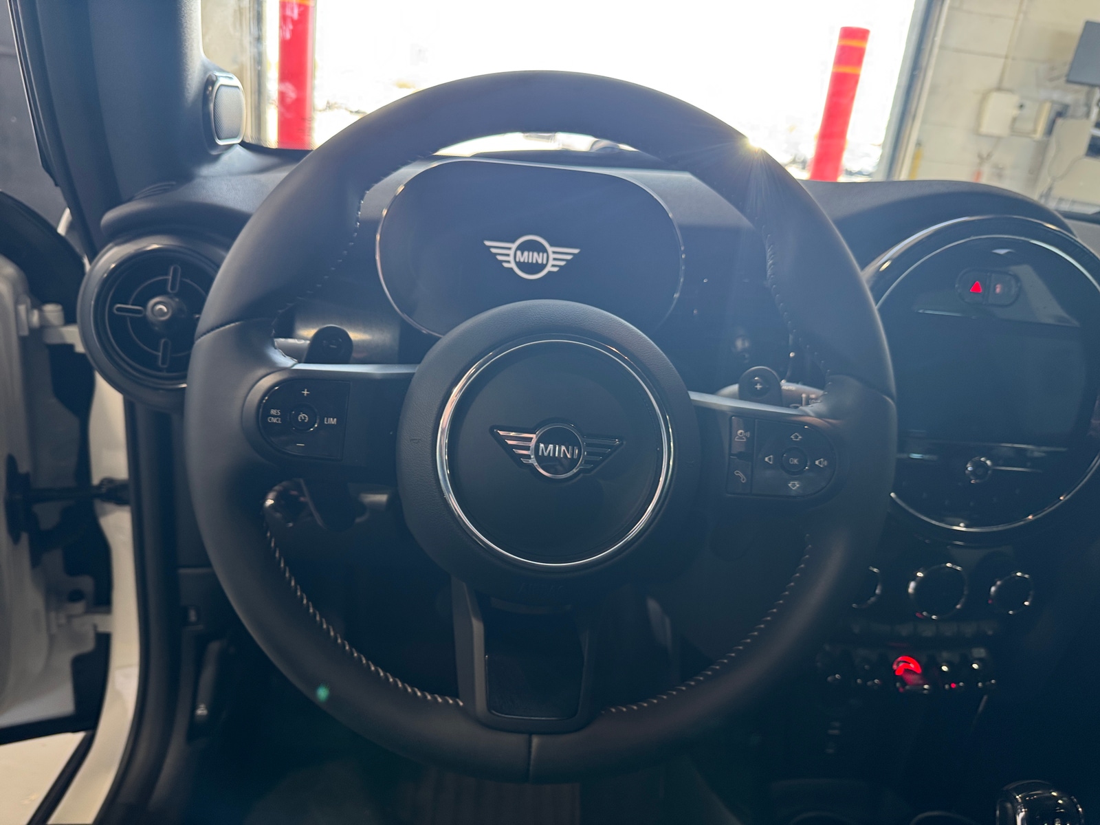 Thumbnail: 2023 MINI Cooper Convertible - 4
