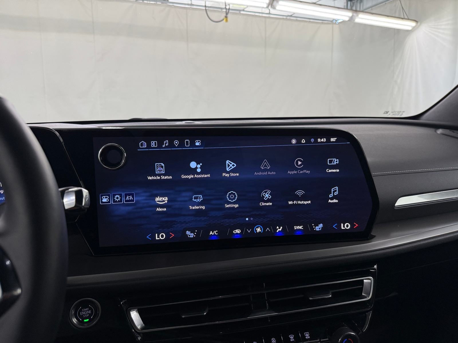 Thumbnail: 2025 Chevrolet Traverse - 4