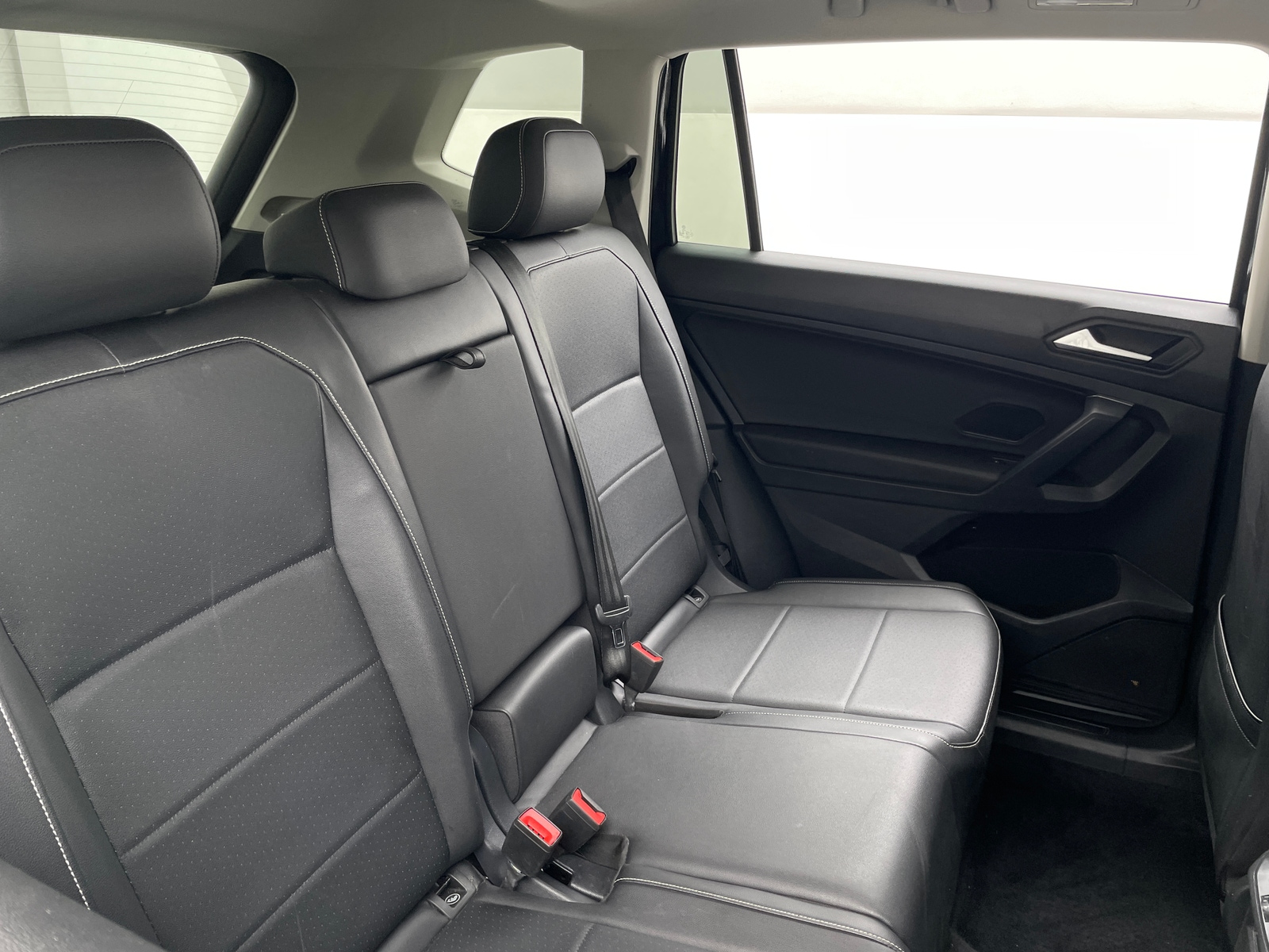 Thumbnail: 2021 Volkswagen Tiguan - 5