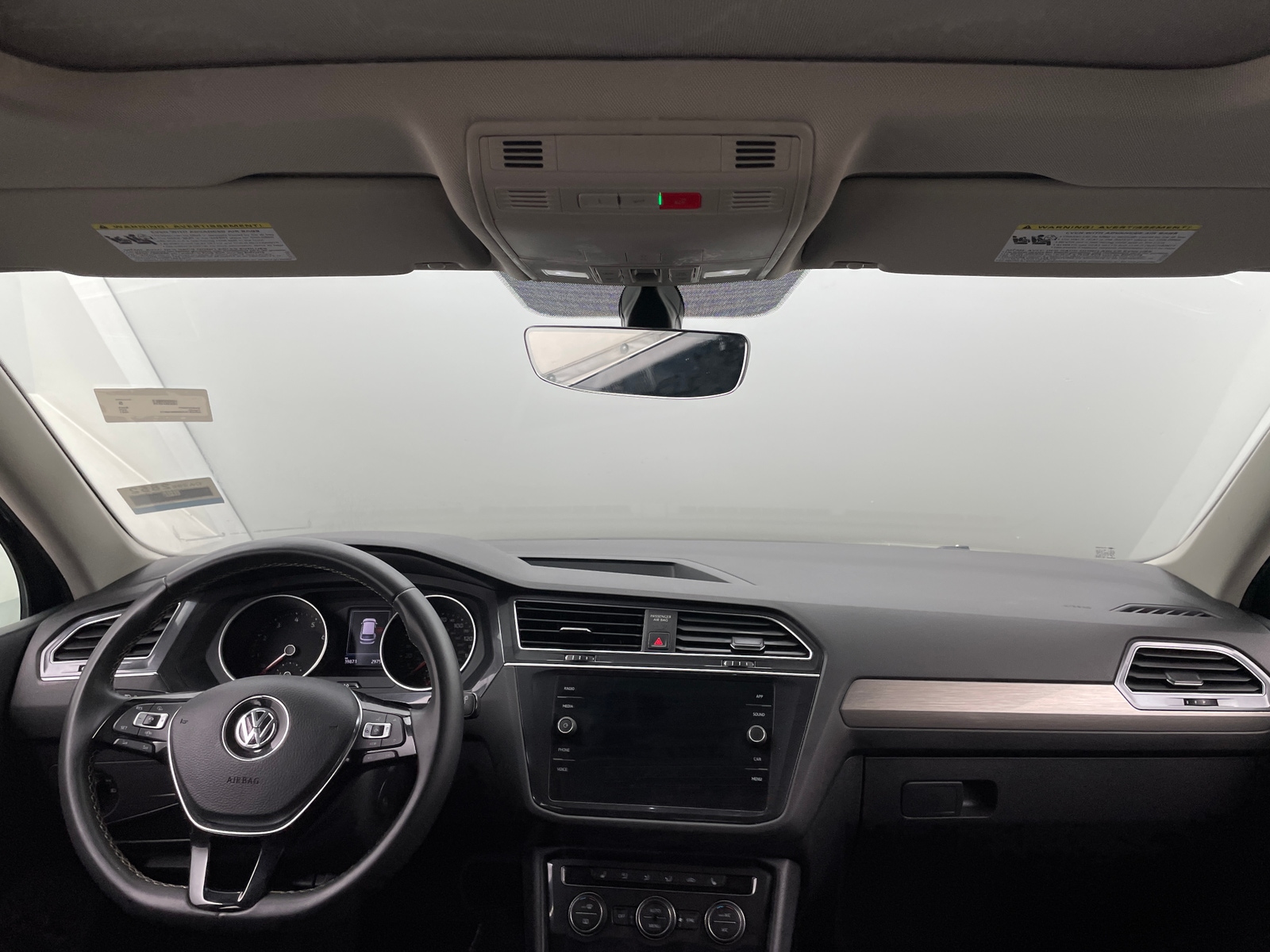 Thumbnail: 2021 Volkswagen Tiguan - 2