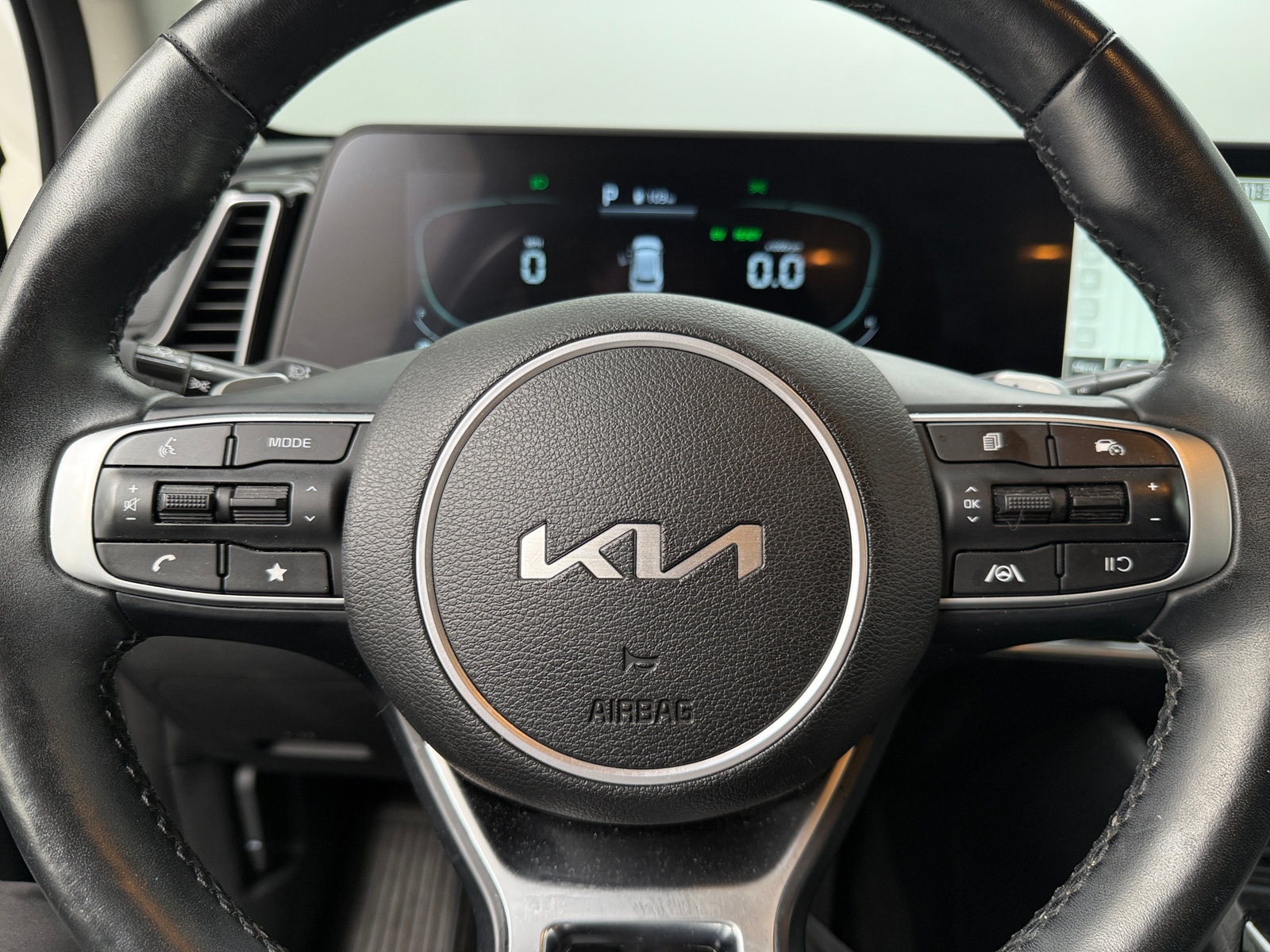 Thumbnail: 2023 Kia Sportage - 4