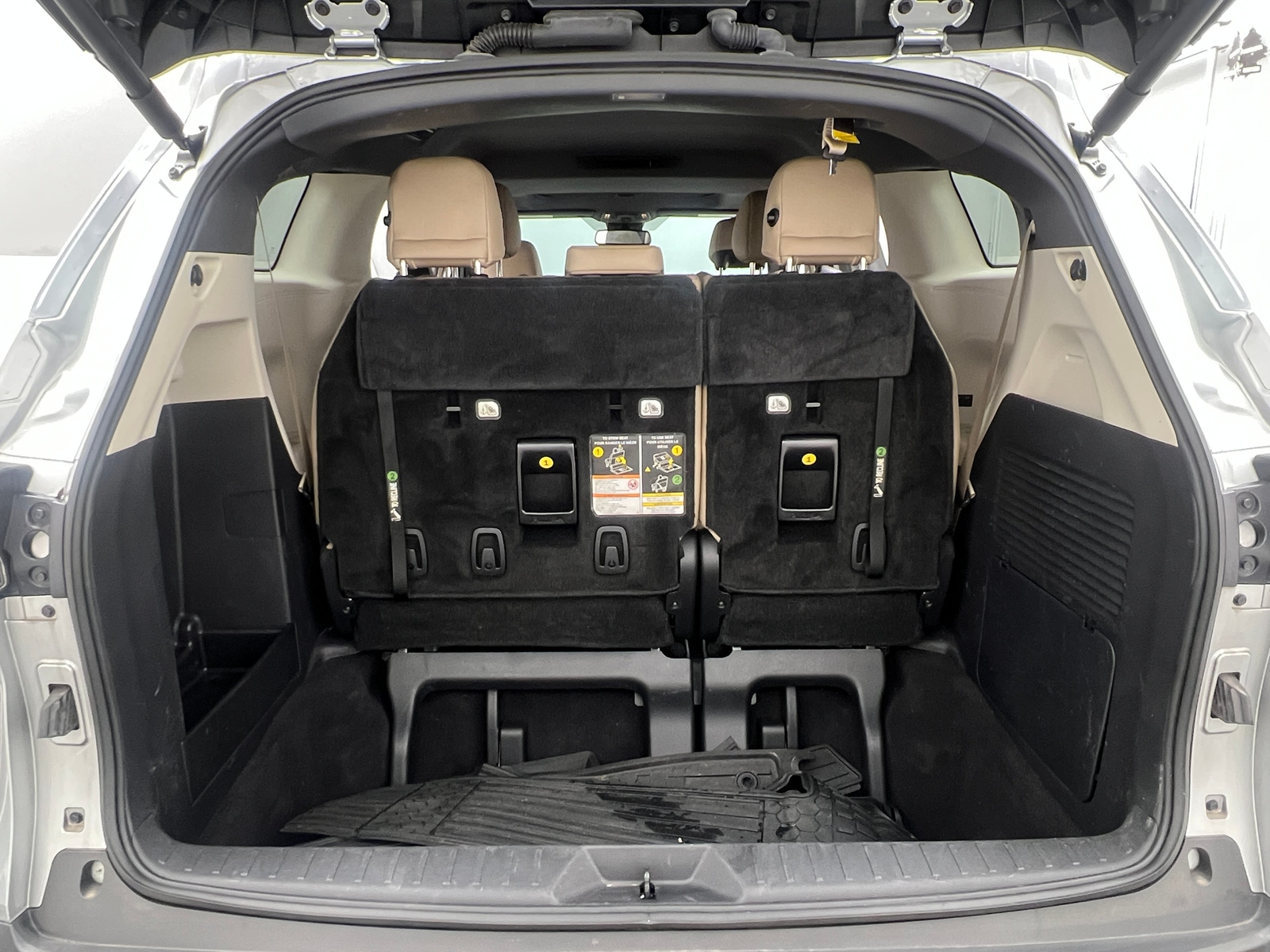 Thumbnail: 2022 Toyota Sienna - 7