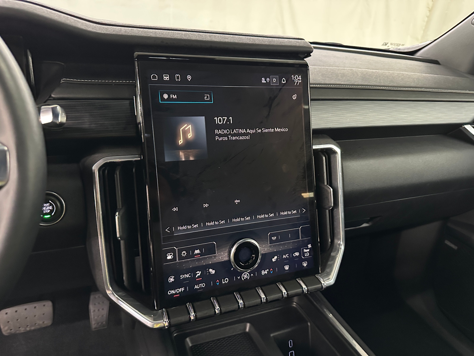Thumbnail: 2025 GMC Acadia - 4