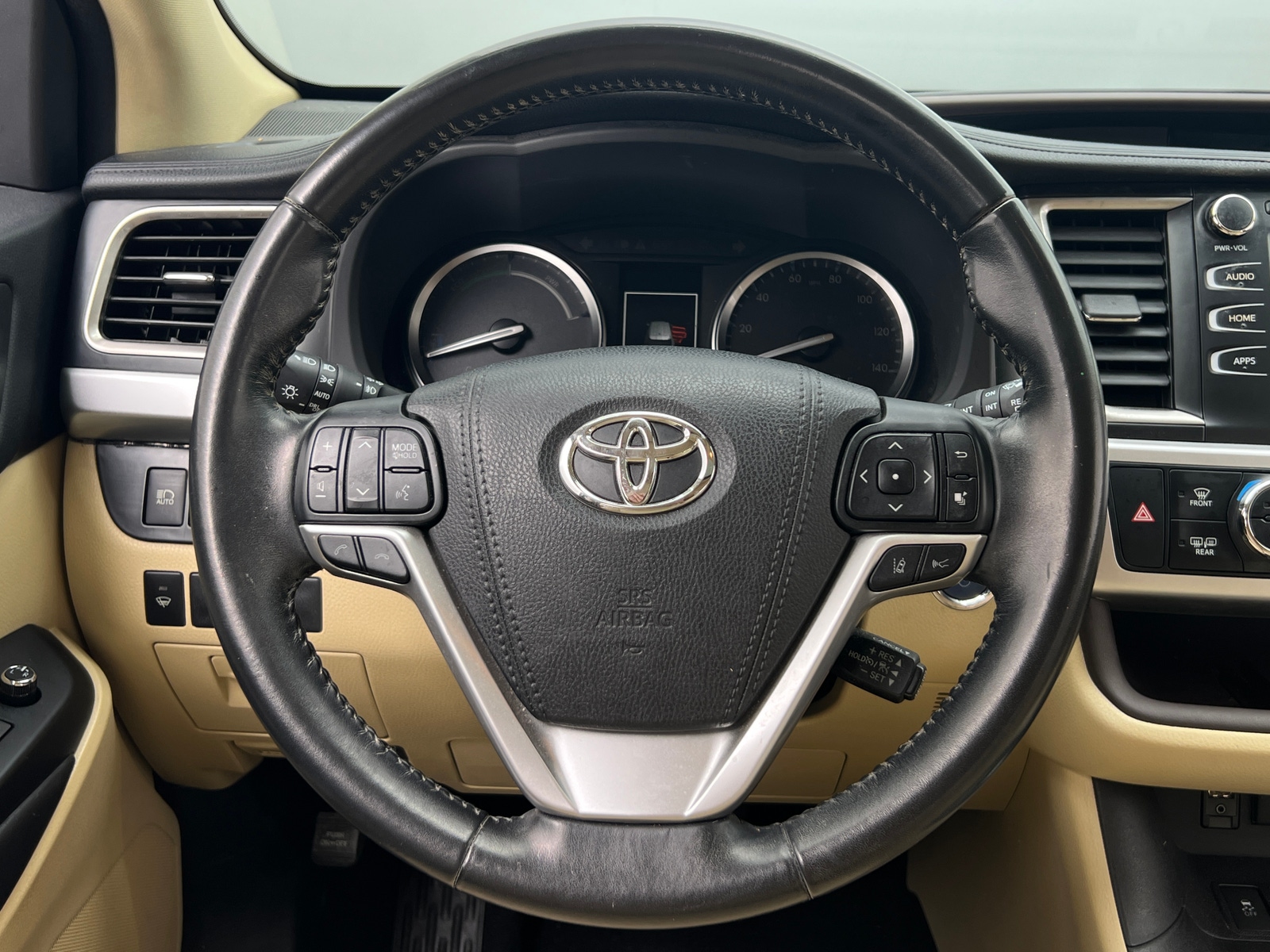 Thumbnail: 2018 Toyota Highlander - 4