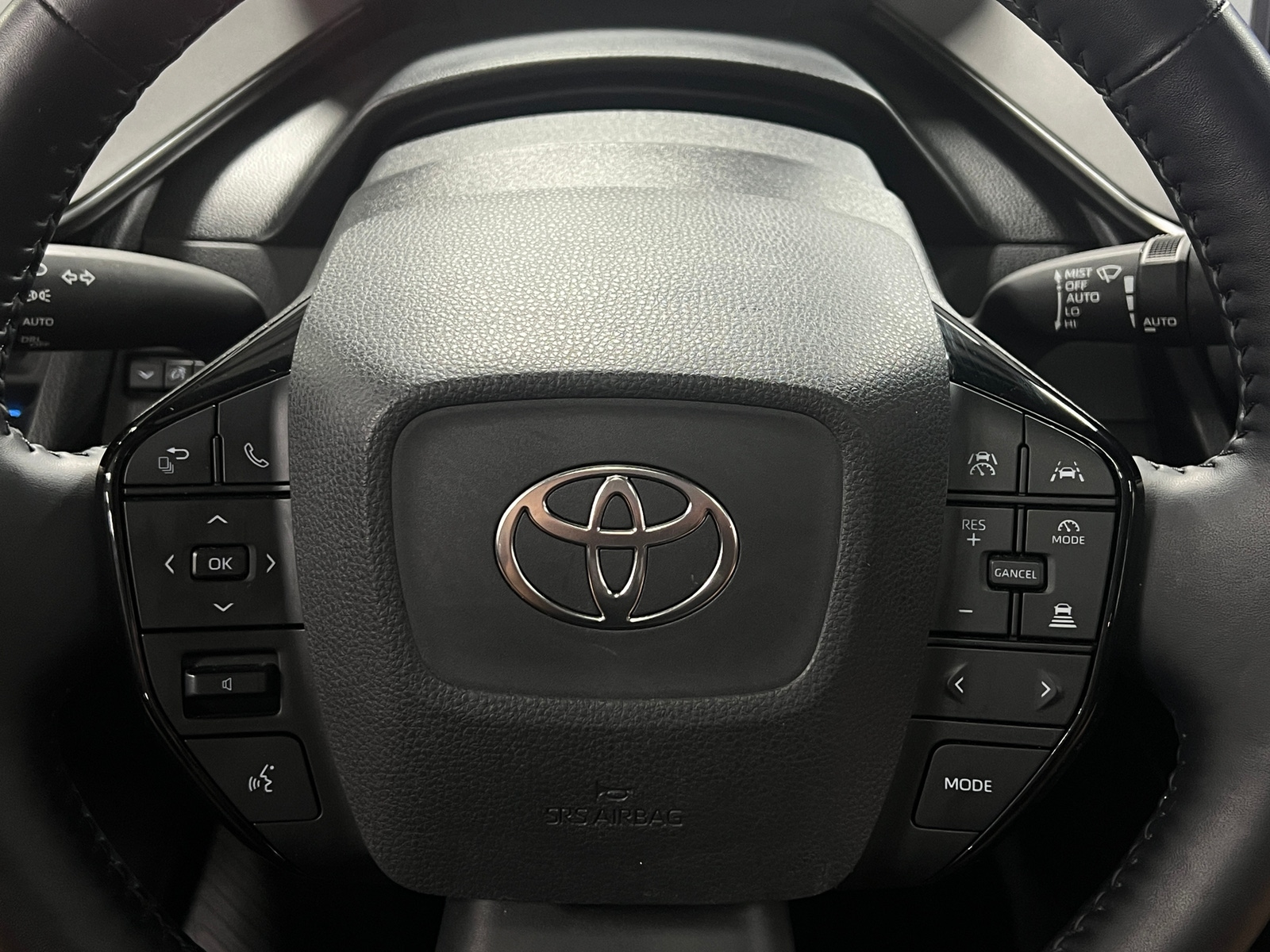 Thumbnail: 2023 Toyota Prius - 4